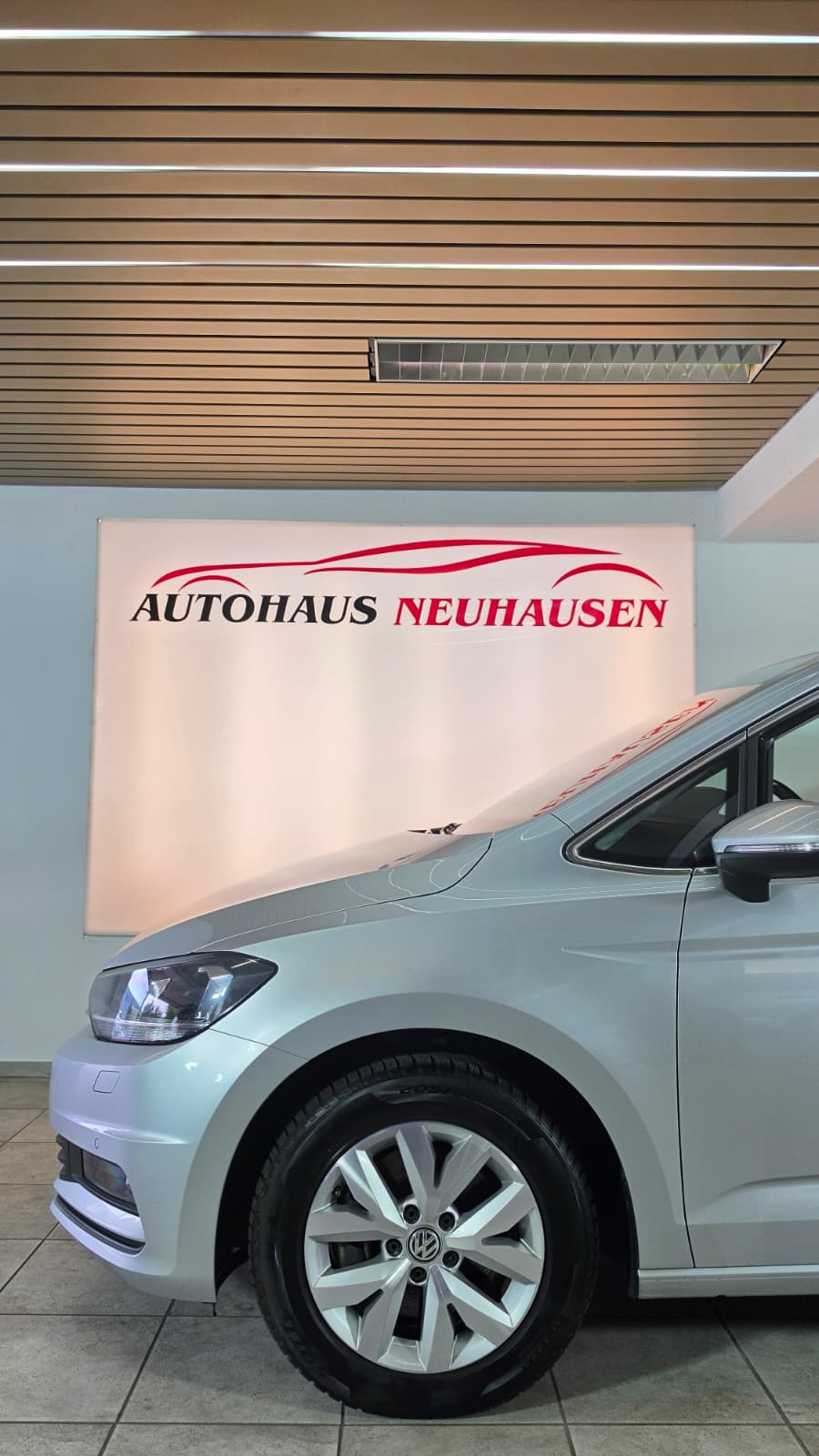 VW Touran 1.6 TDI BlueMotion Technology Trendline DSG, TOP FAHRZEUG, FRISCH AB SERVICE UND FRISCH AB MFK-image-4