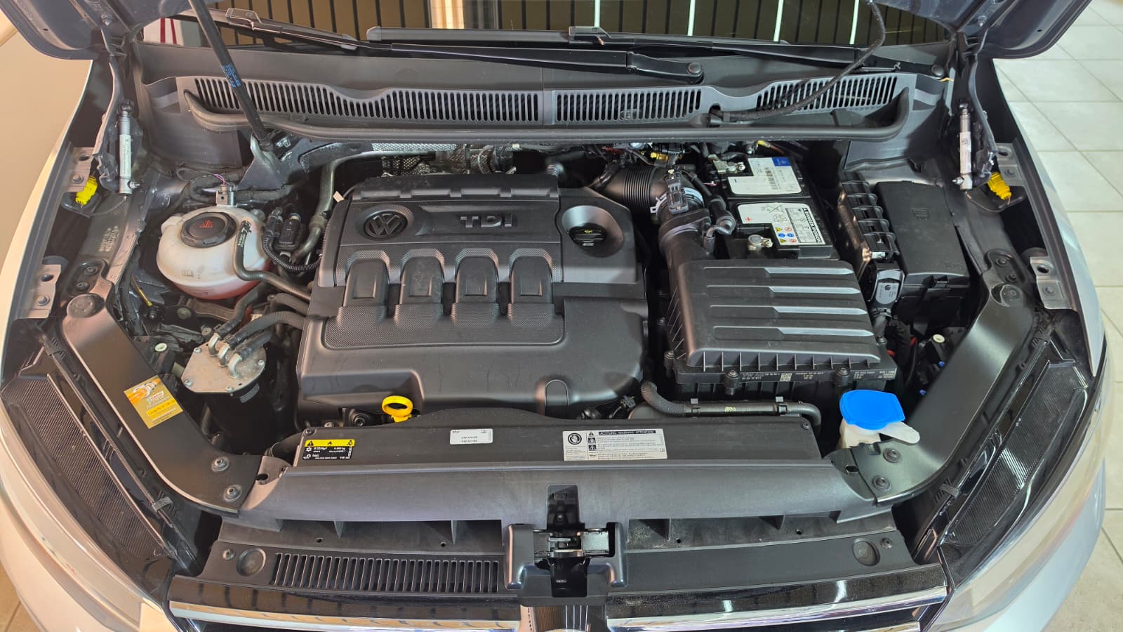VW Touran 1.6 TDI BlueMotion Technology Trendline DSG, TOP FAHRZEUG, FRISCH AB SERVICE UND FRISCH AB MFK-image-14