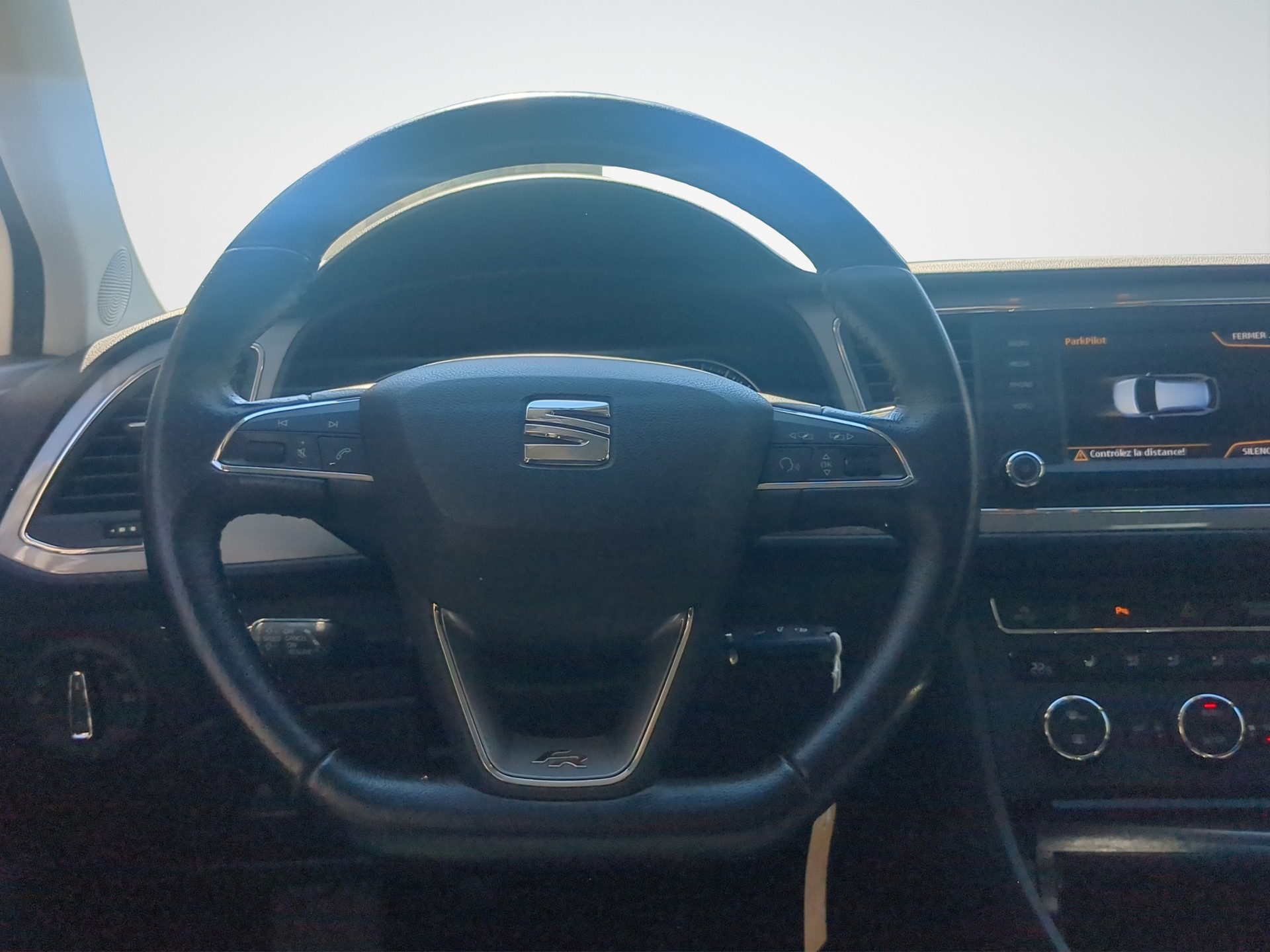 SEAT Leon ST 2.0 TDI FR Line-image-6