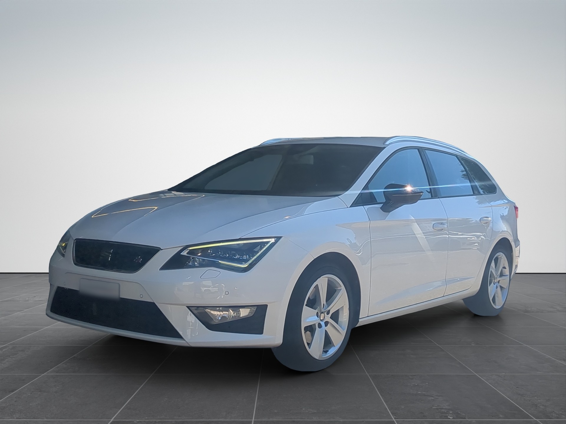 SEAT Leon ST 2.0 TDI FR Line-image-0