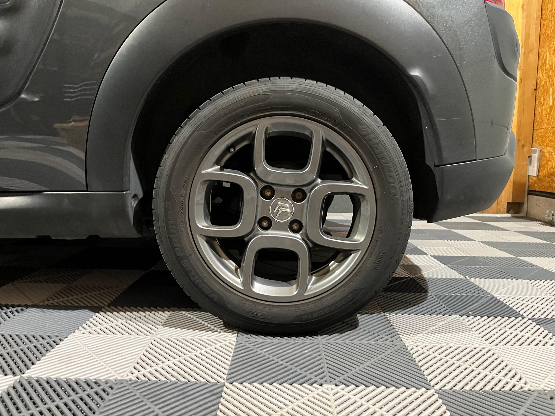 CITROEN C4 Cactus 1.2 e-THP Shine Edition-image-20