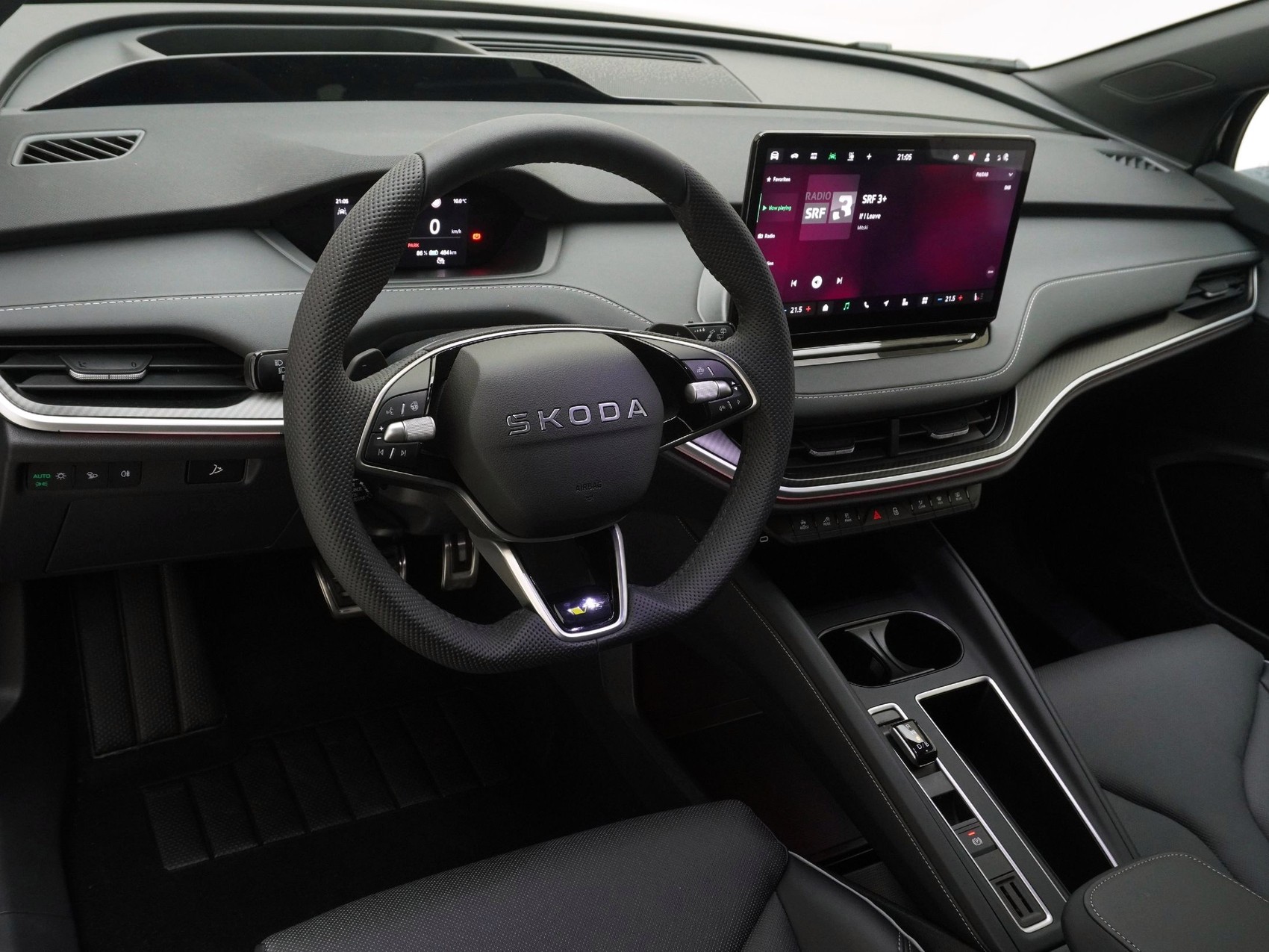 SKODA Enyaq iV RS-Suite MAXX-image-10
