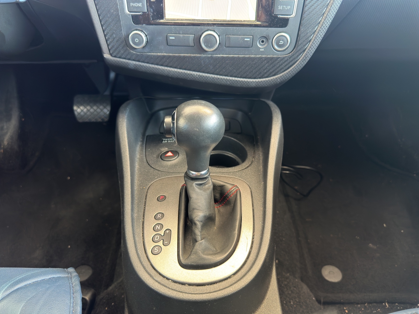 SEAT Leon 2.0 TSI FR DSG-image-12