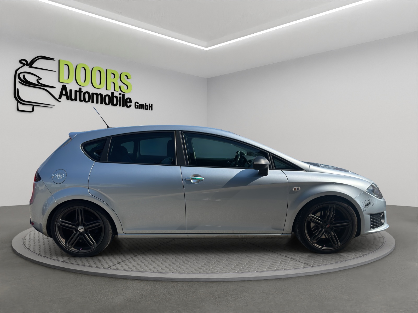 SEAT Leon 2.0 TSI FR DSG-image-6