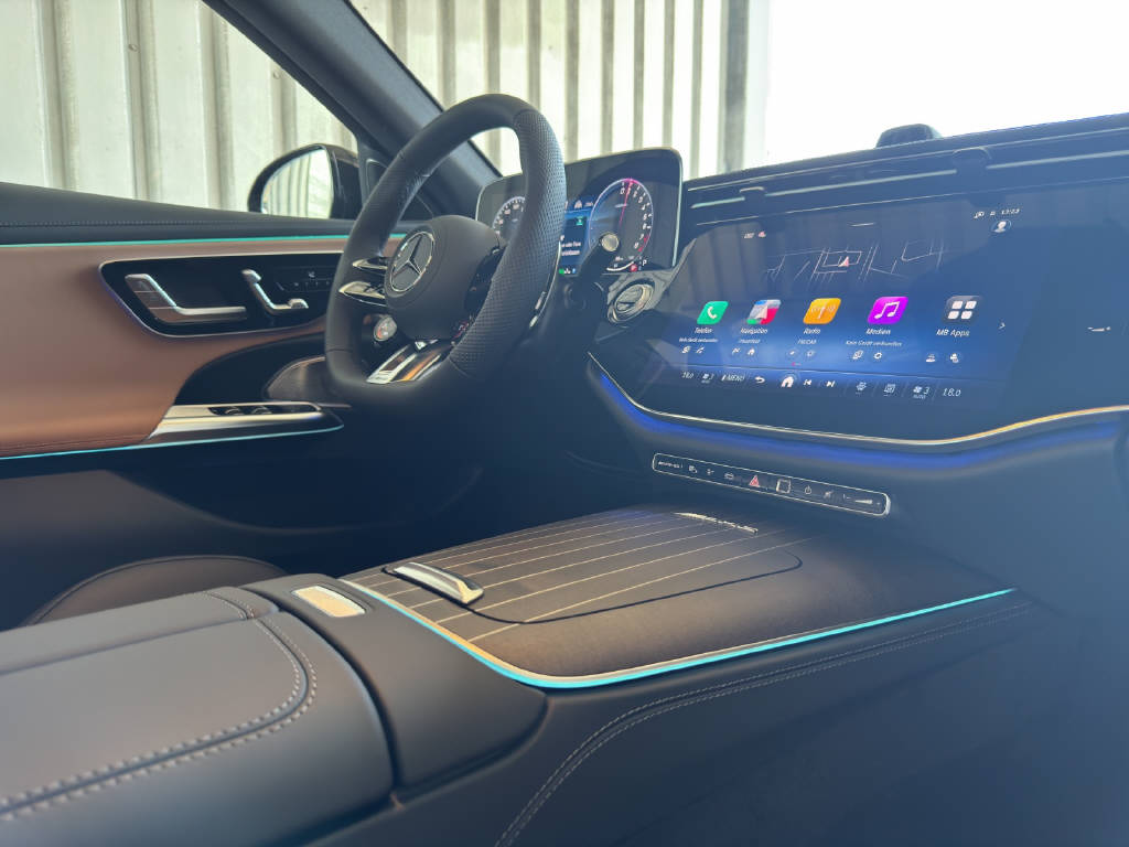 MERCEDES-BENZ E 53 Hybrid AMG 4Matic+ T-Modell-image-10