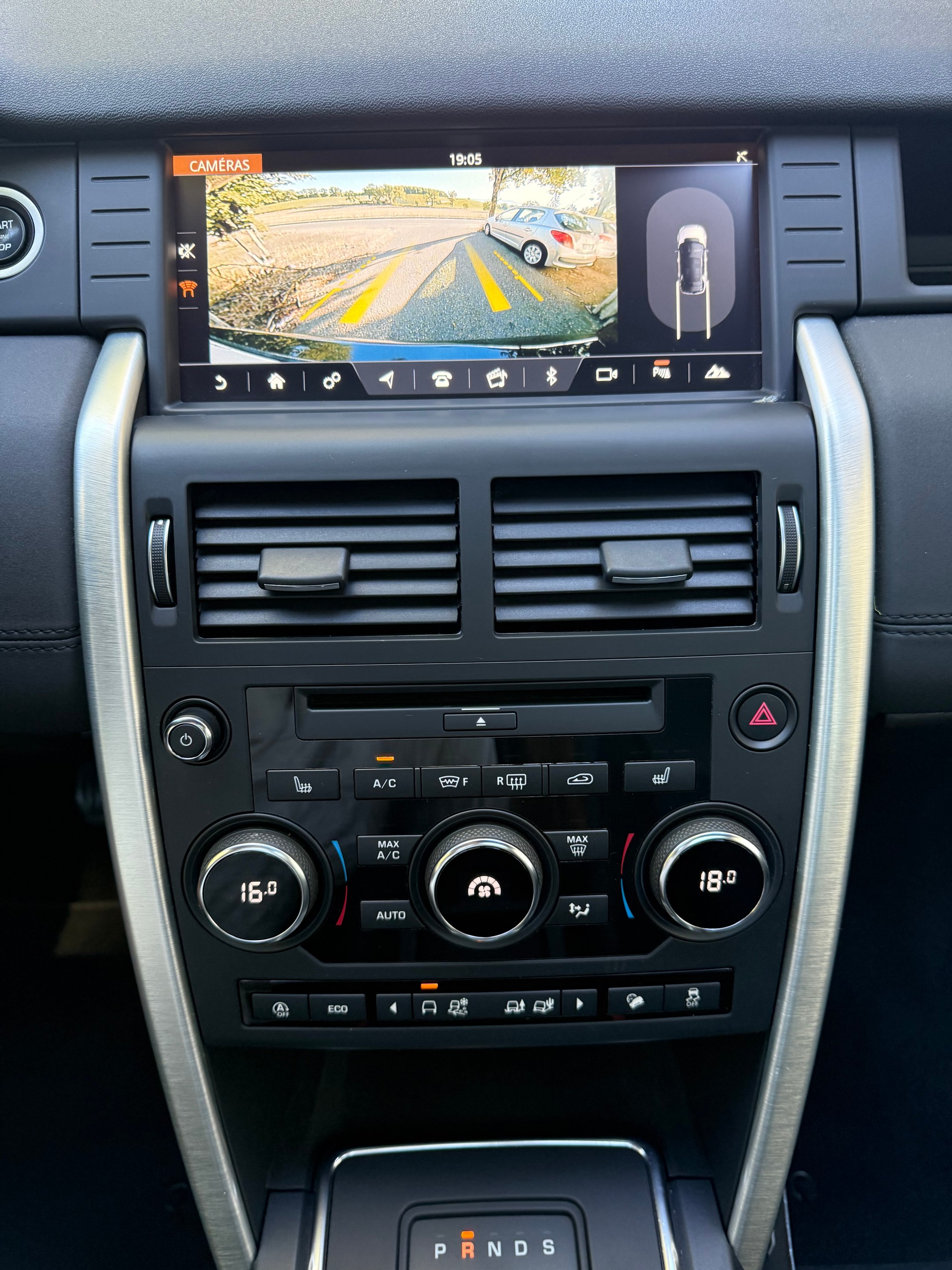 LAND ROVER Discovery Sport 2.0 Si4 7 PLACE HSE AT9-image-14