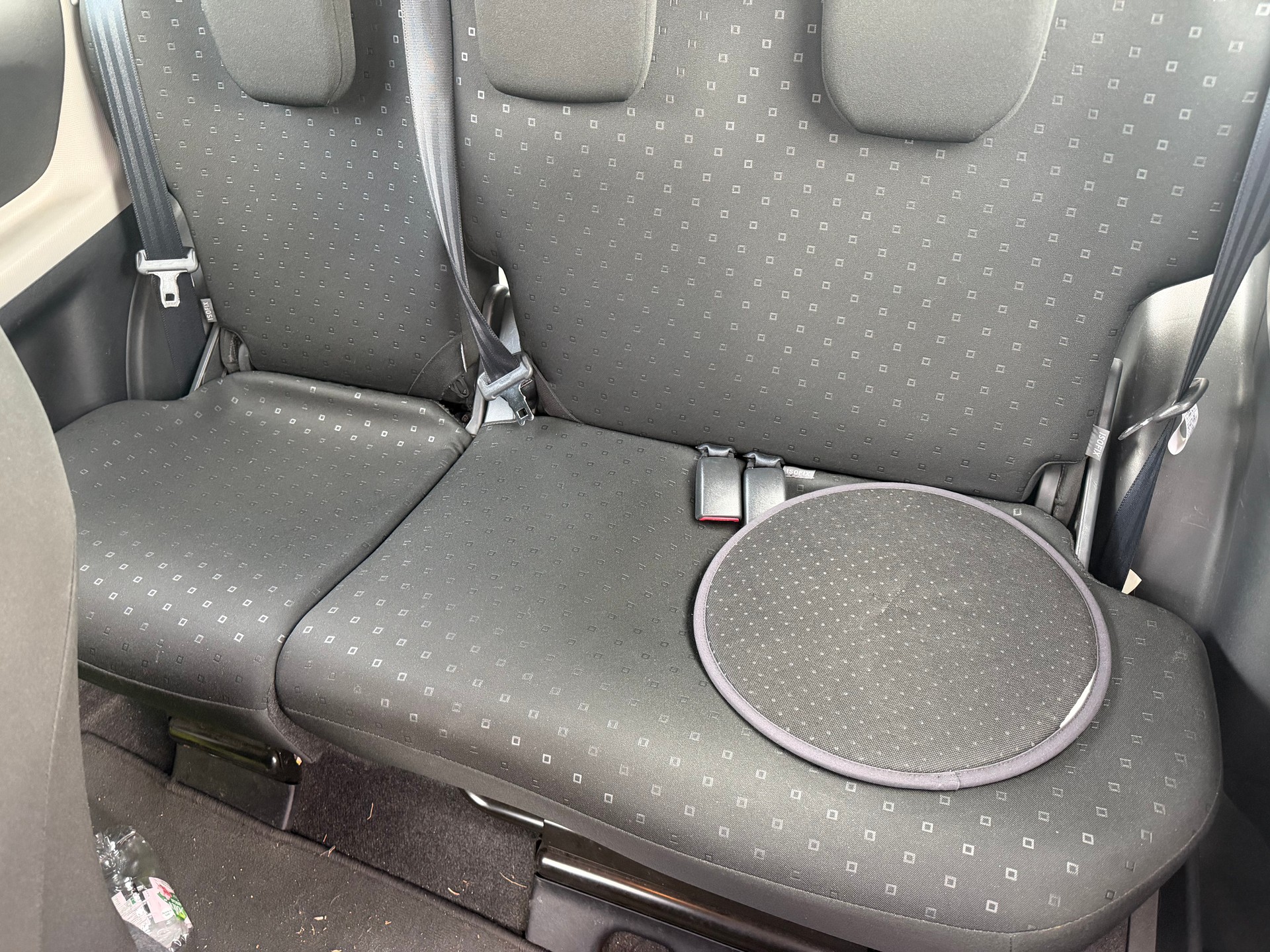 TOYOTA Yaris 1.3 Linea Luna-image-8