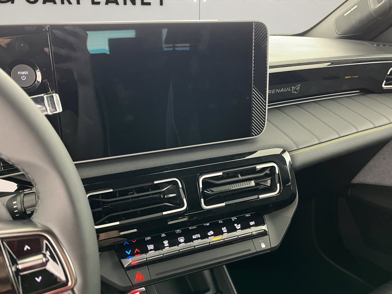 RENAULT R4 E-Tech Comfort Range plein sud iconic-image-11