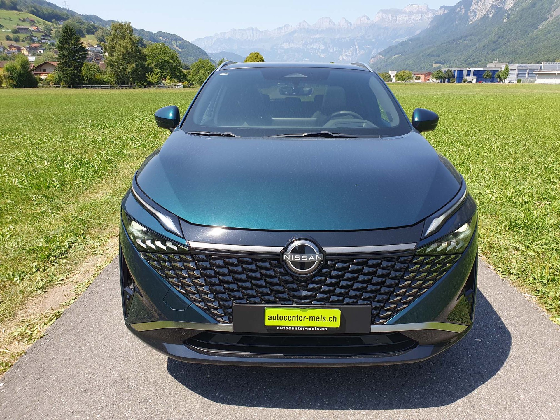 NISSAN Qashqai 1.5 VC-T Tekna+-image-2