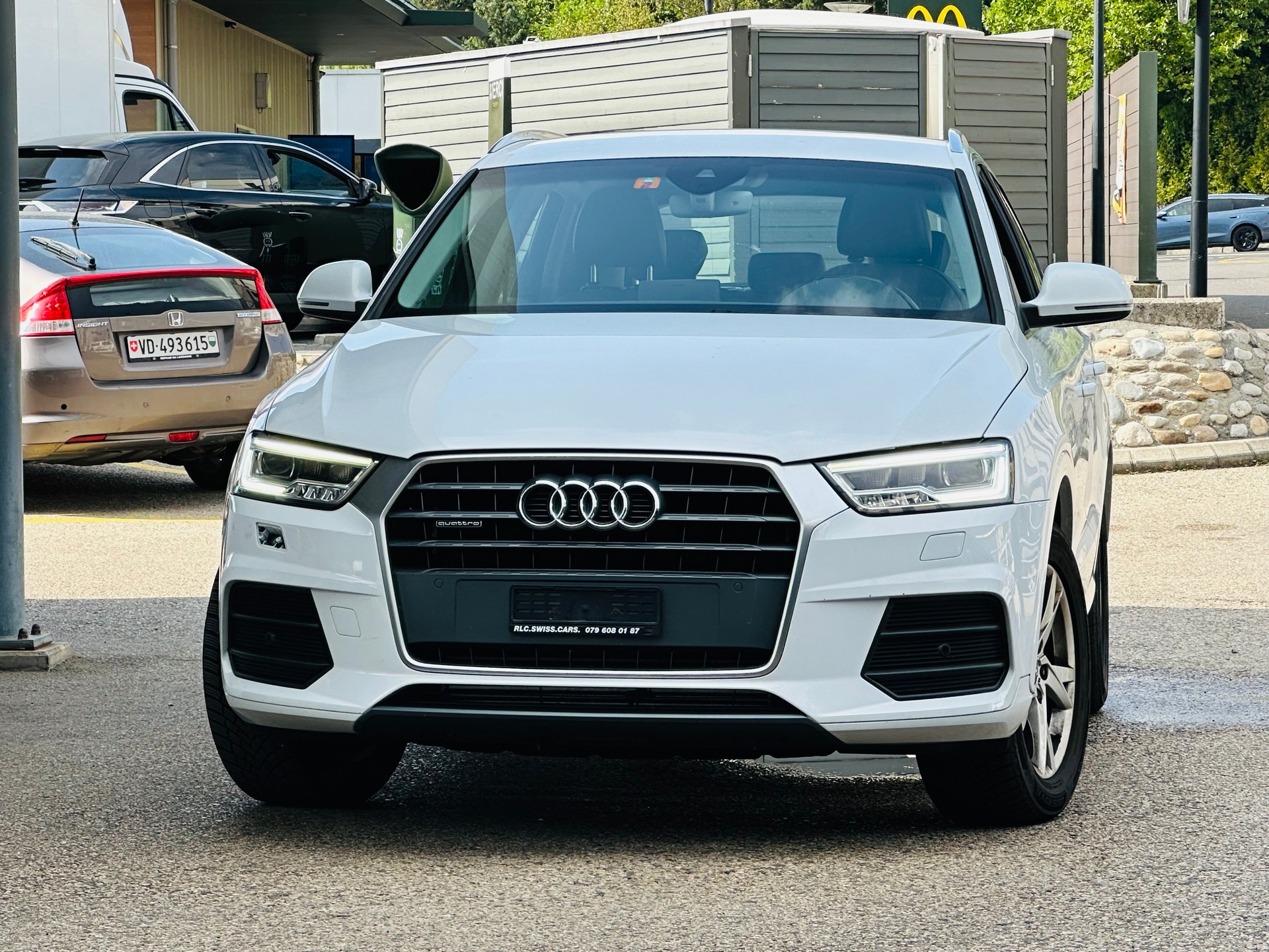 AUDI Q3 2.0 TFSI sport quattro S-tronic-image-1
