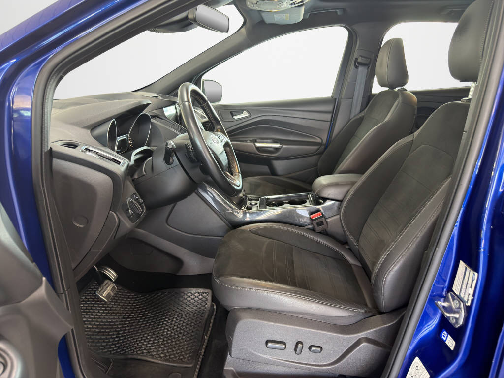 FORD Kuga 2.0 TDCi 180 ST-Line FPS-image-8