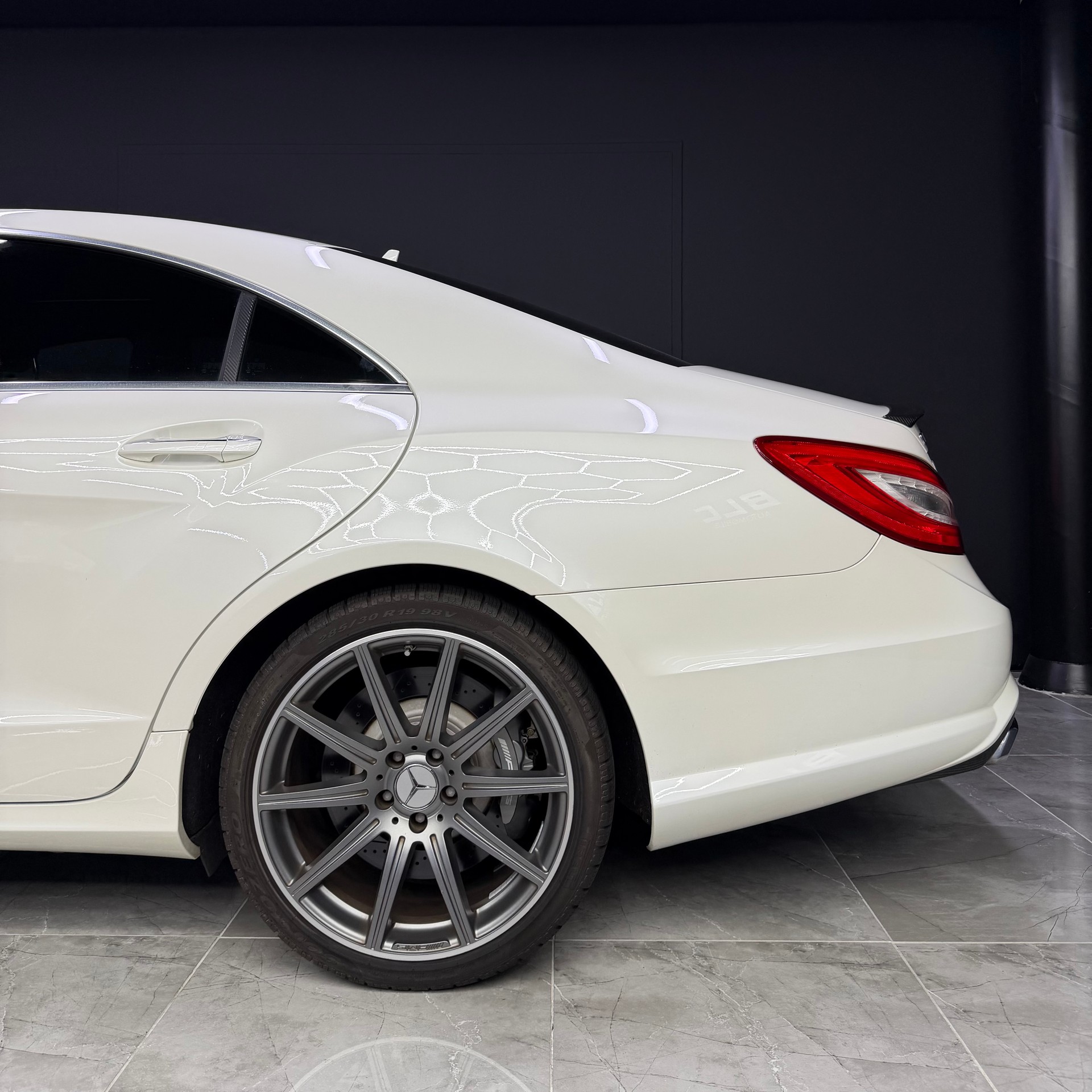 MERCEDES-BENZ CLS 63 AMG Speedshift MCT-image-6