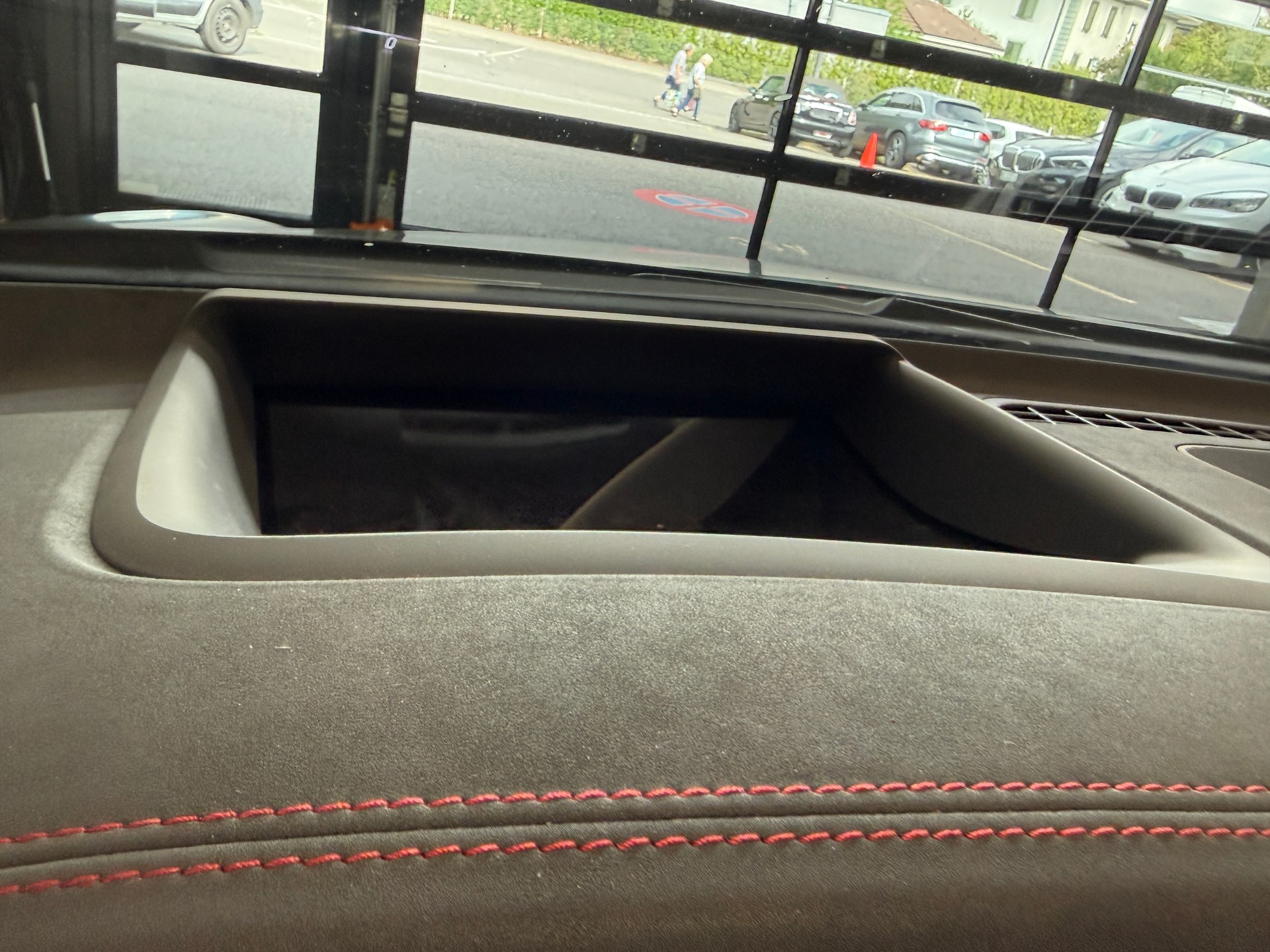 MERCEDES-BENZ EQS 580 AMG Line 4Matic-image-15