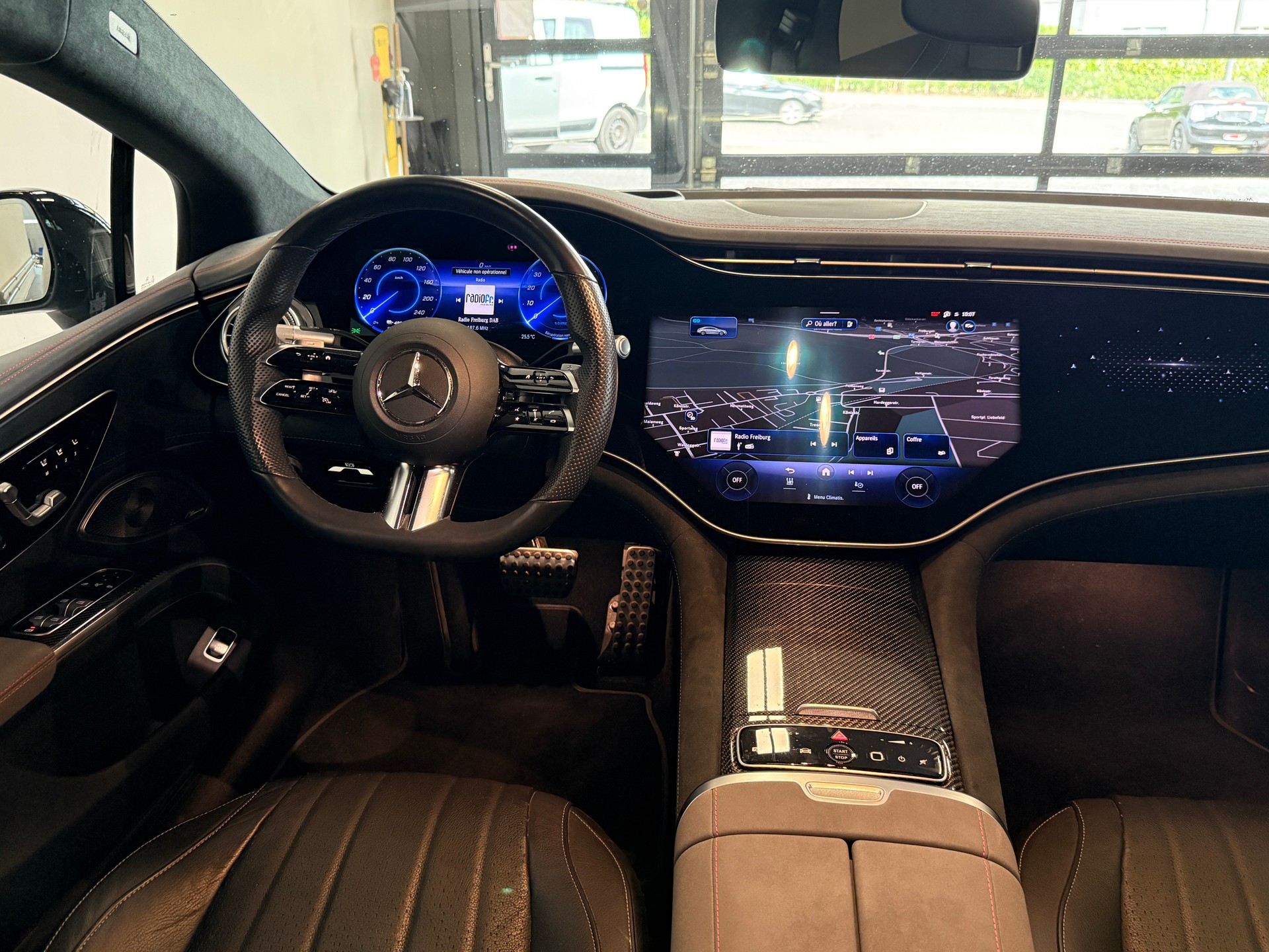 MERCEDES-BENZ EQS 580 AMG Line 4Matic-image-12