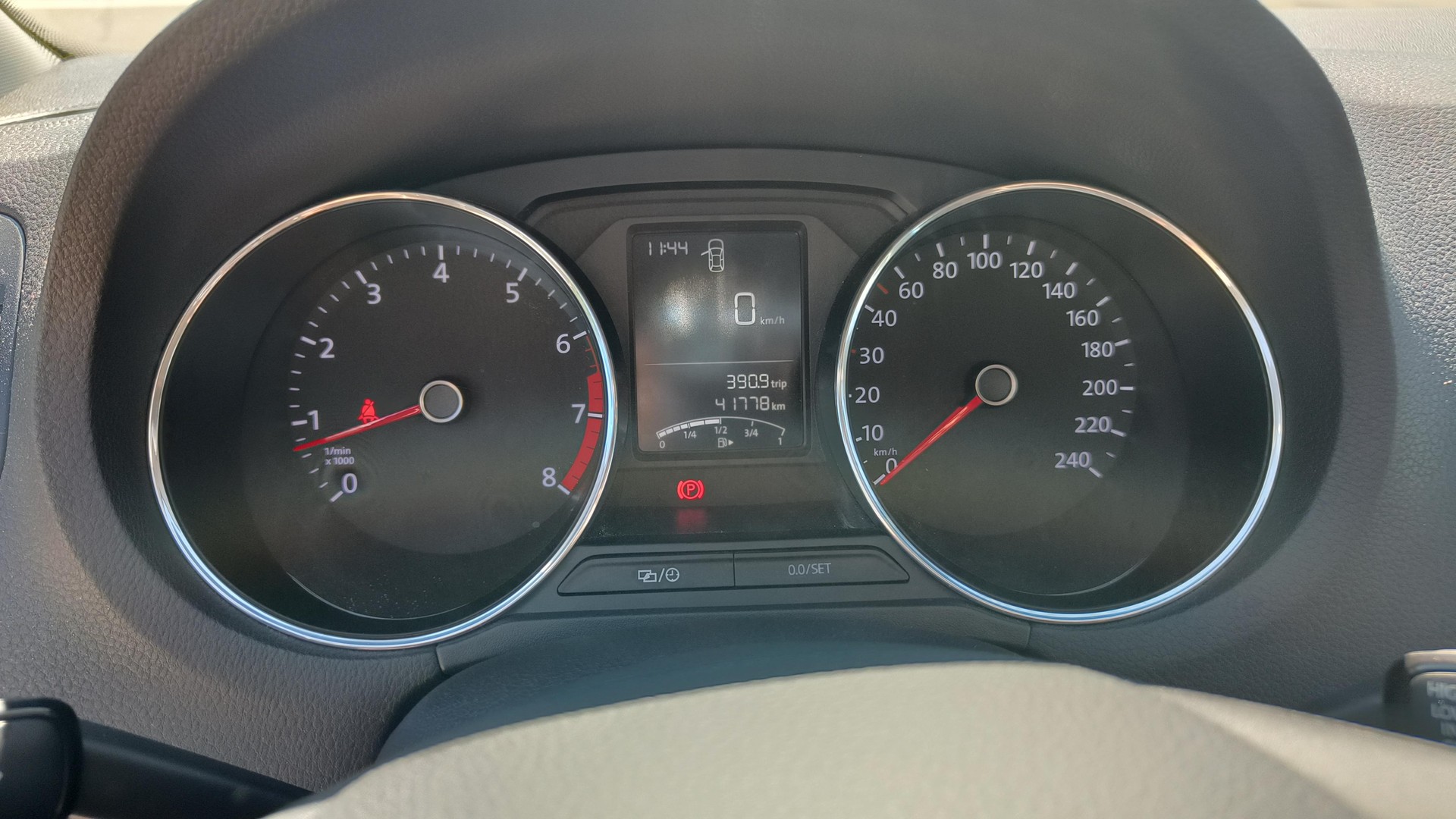 VW Polo 1.2 TSI BMT Trendline-image-12
