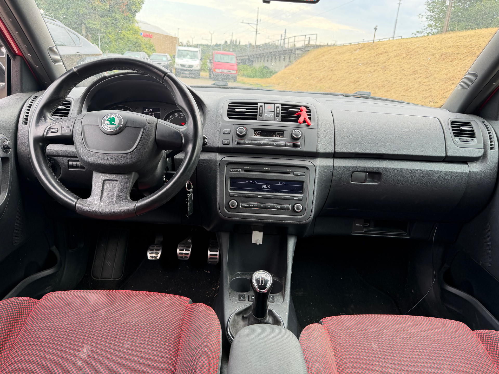 SKODA Fabia 1.6 TDI Monte Carlo-image-8
