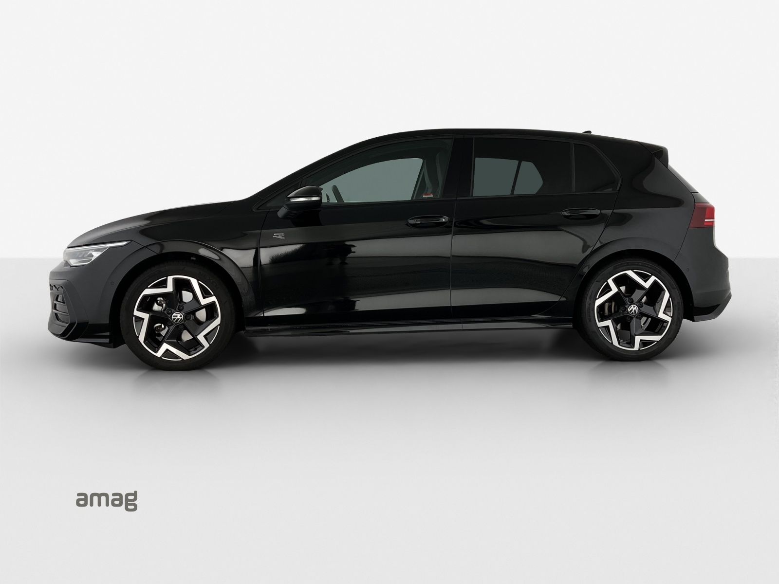 VW Golf 1.5 e TSI mHEV R-Line DSG-image-1