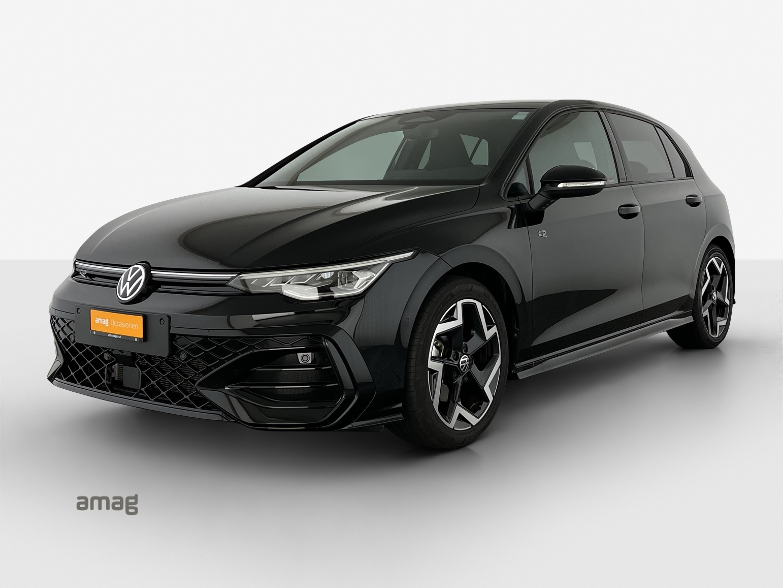VW Golf 1.5 e TSI mHEV R-Line DSG-image-0