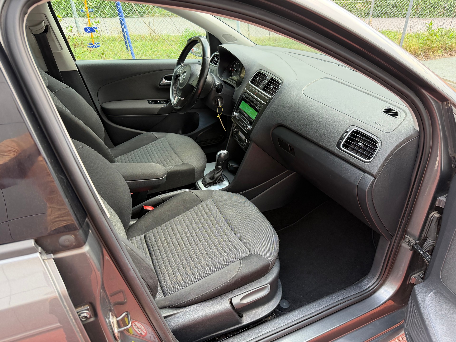VW Polo 1.2 TSI Team DSG-image-8