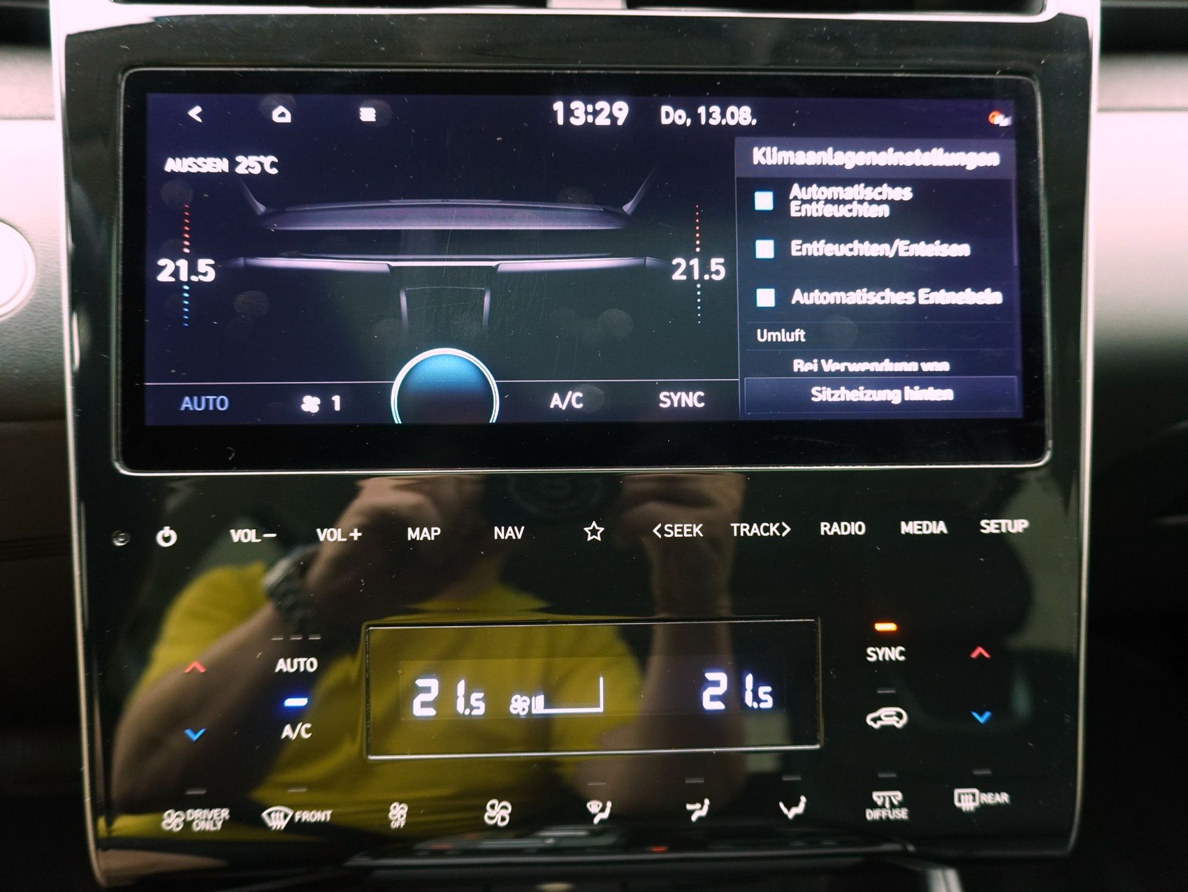 HYUNDAI Tucson 1.6 T-GDi PHEV Vertex 4WD-image-16