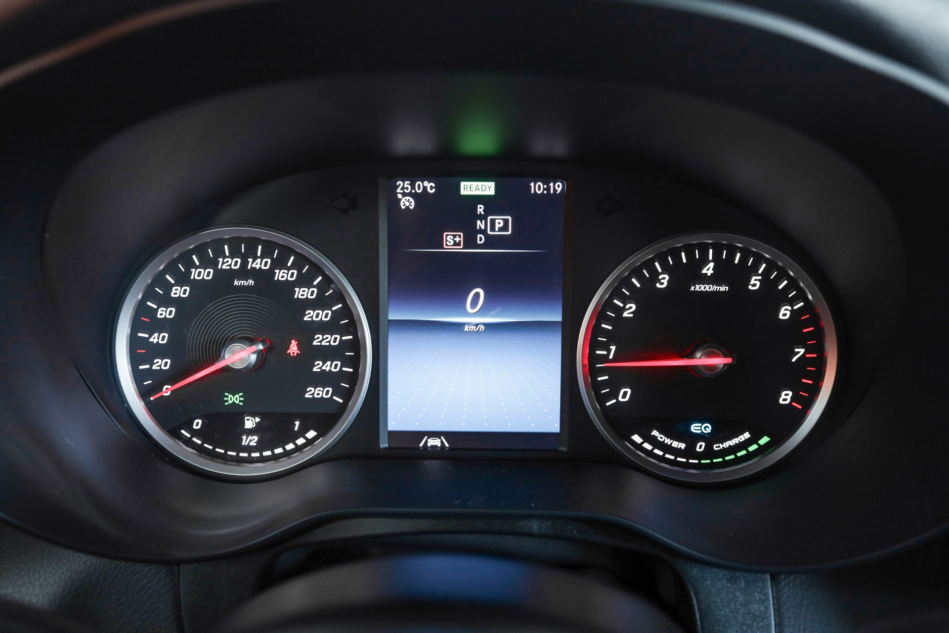 MERCEDES-BENZ GLC 200 4Matic 9G-Tronic-image-16