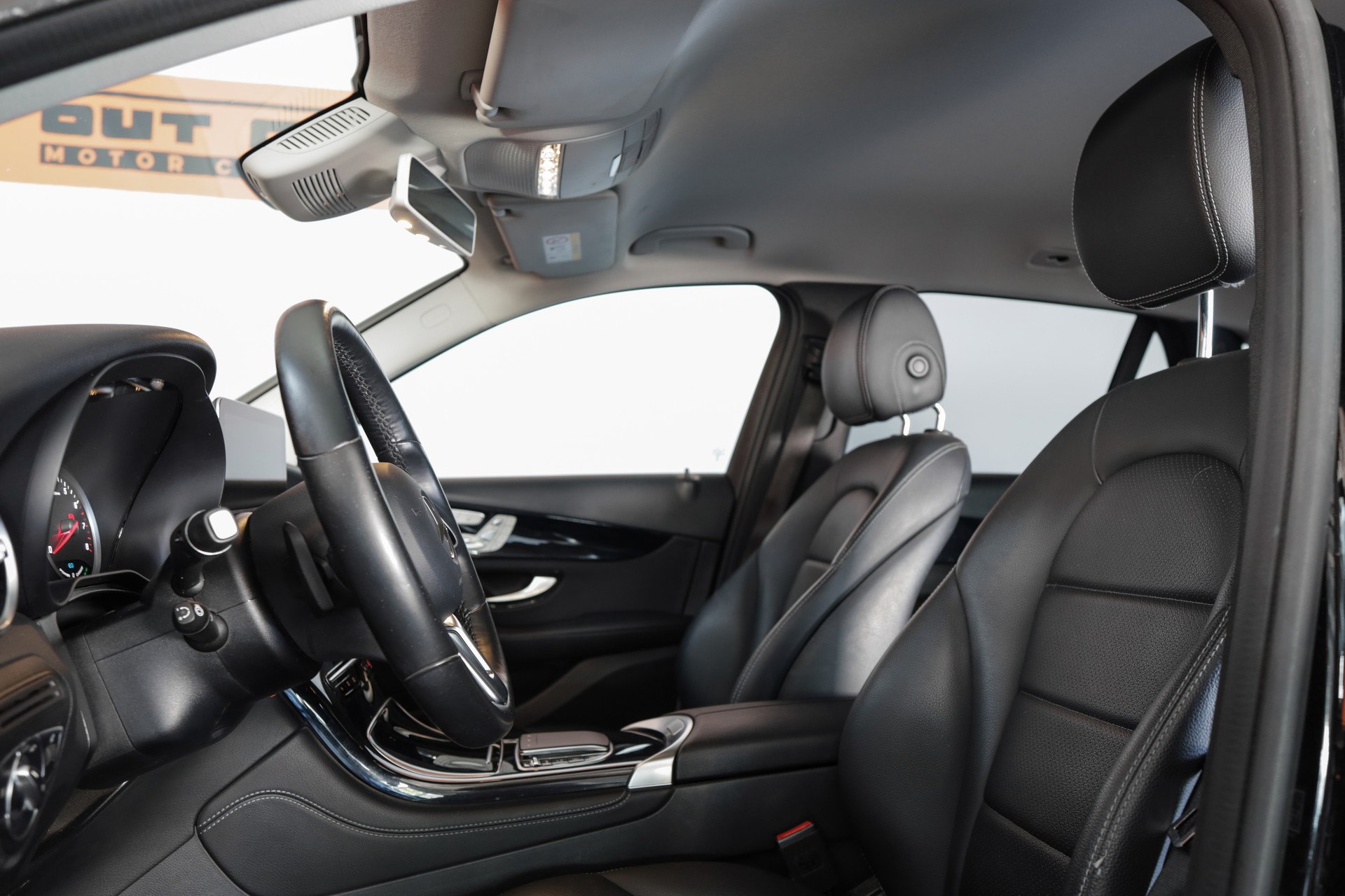 MERCEDES-BENZ GLC 200 4Matic 9G-Tronic-image-7