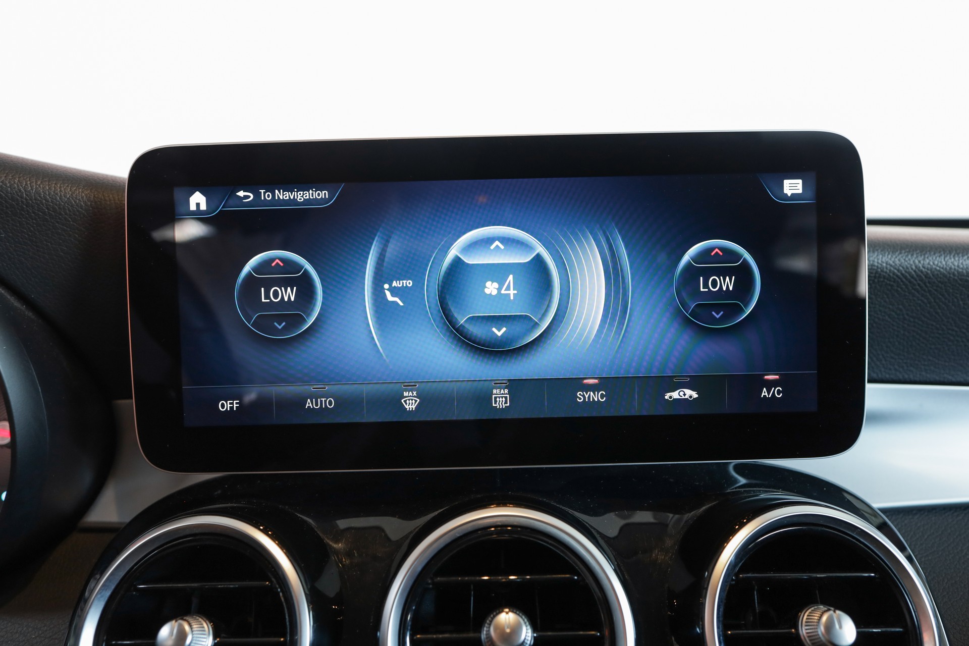 MERCEDES-BENZ GLC 200 4Matic 9G-Tronic-image-12