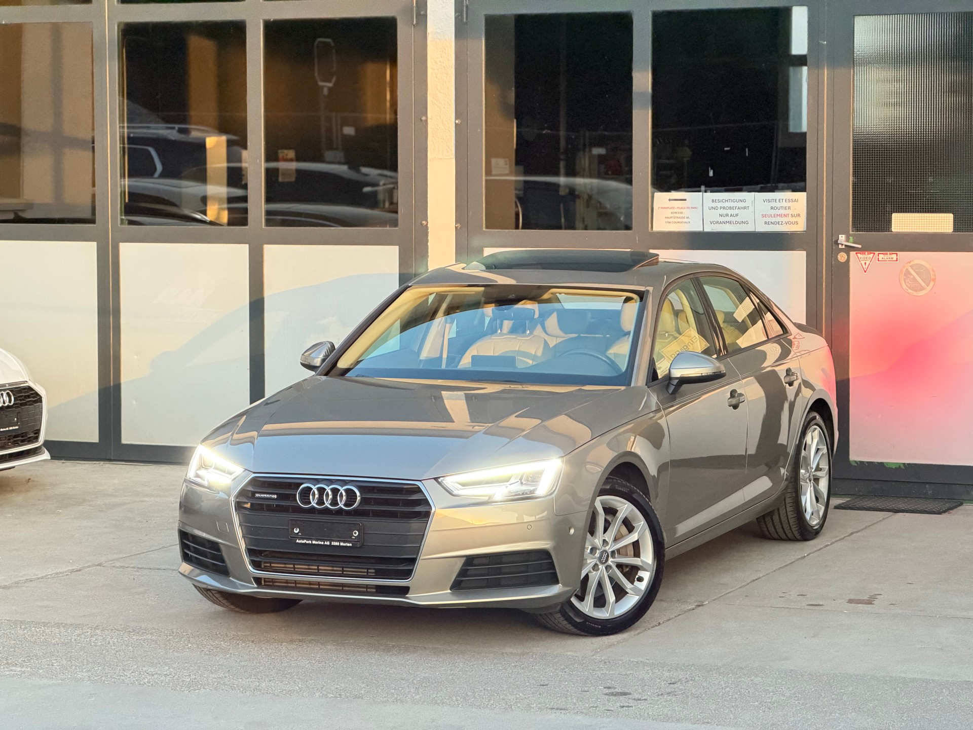AUDI A4 Limousine 2.0 TFSI quattro S-tronic-image-0