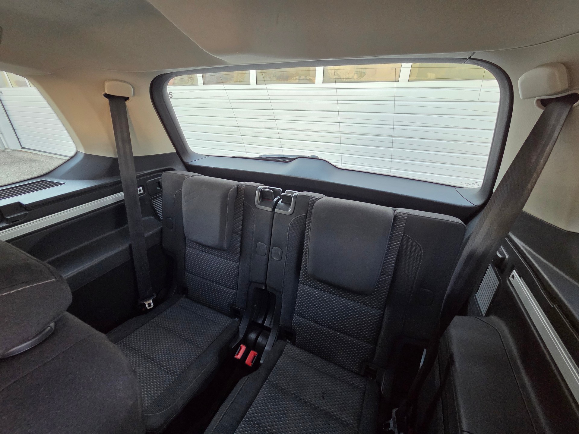 VW Touran 1.4 TSI / 7-Plätzer / Trendline DSG-image-13