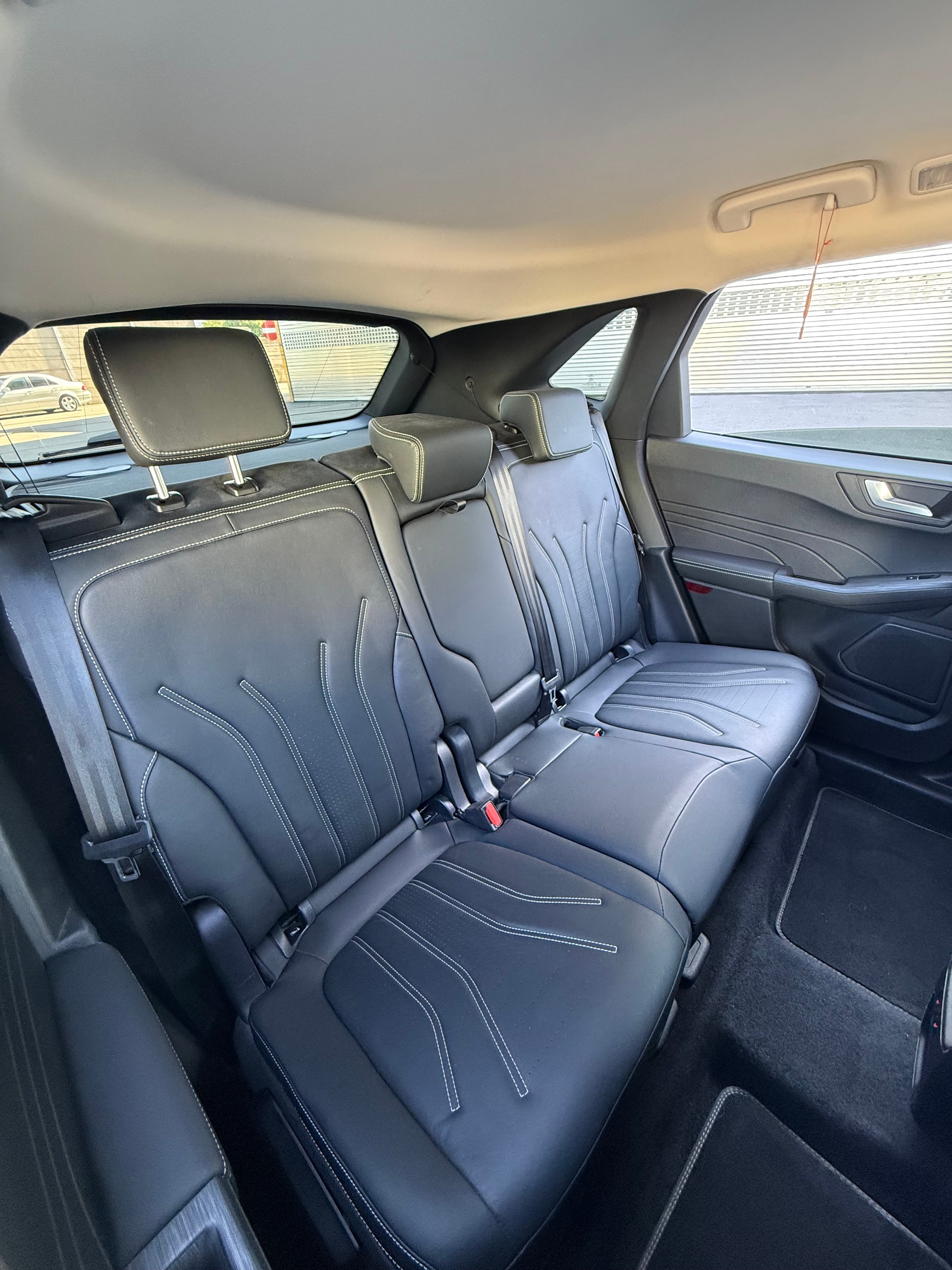 FORD 2.5 Hybrid Vignale 4x4-image-4