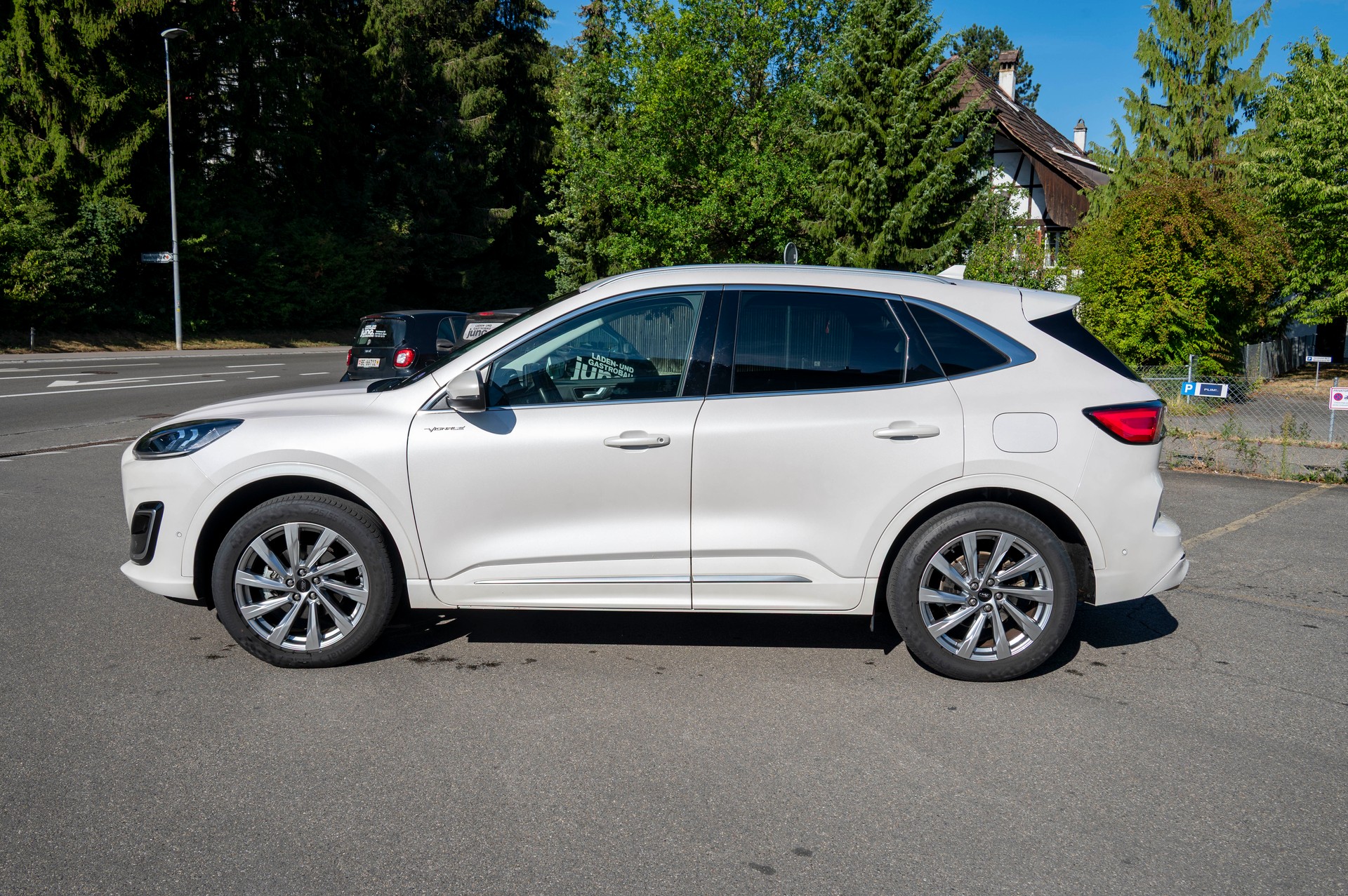 FORD 2.5 Hybrid Vignale 4x4-image-1