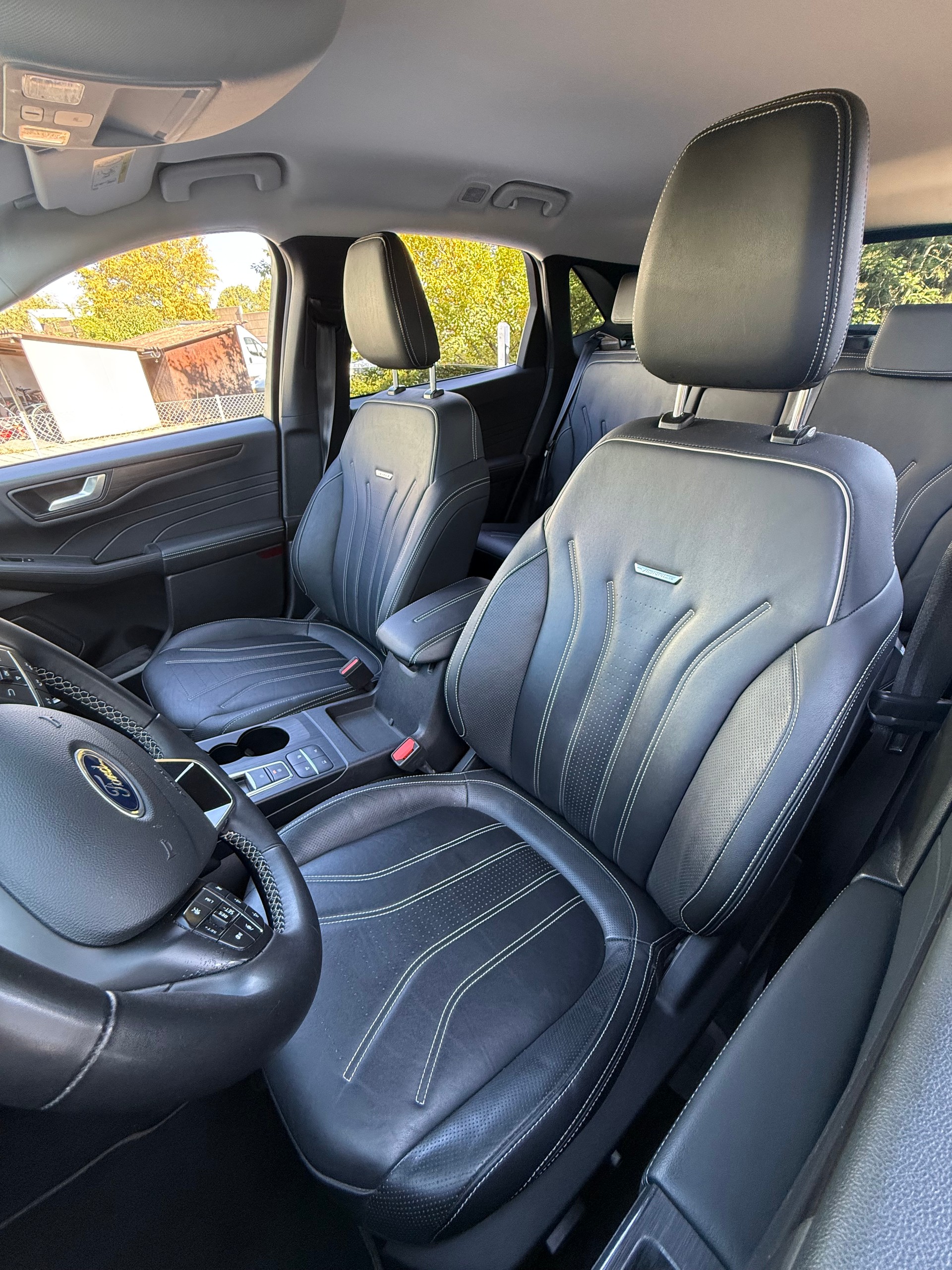 FORD 2.5 Hybrid Vignale 4x4-image-3