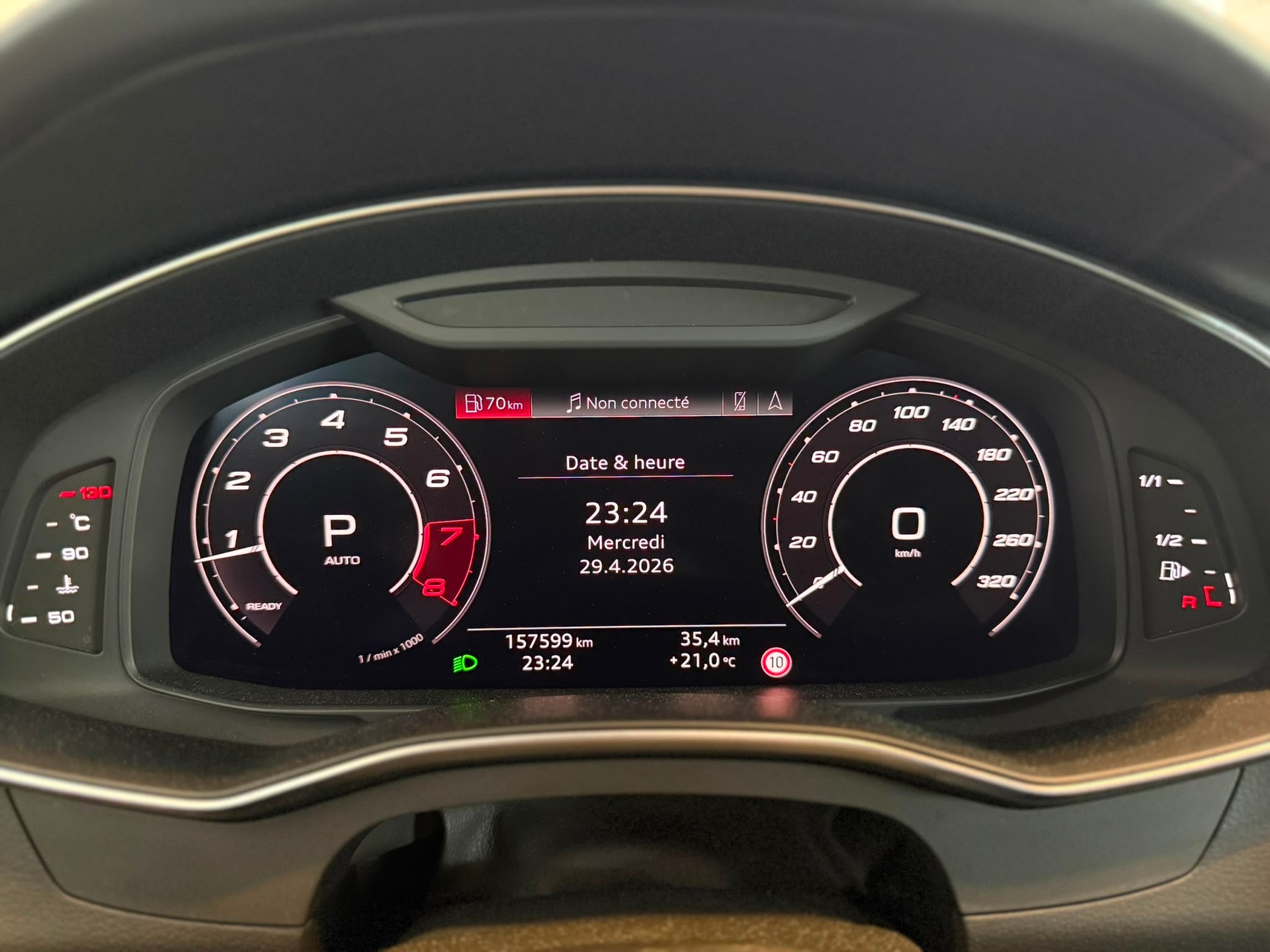 AUDI RS6 Avant 4.0 TFSI V8 quattro-image-25