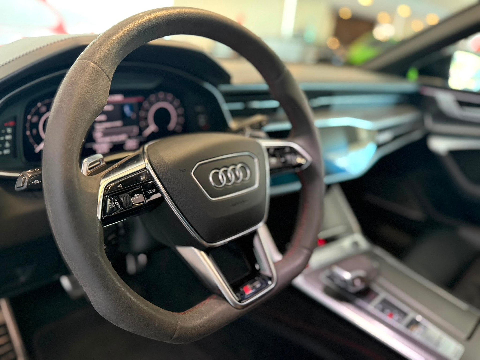 AUDI RS6 Avant 4.0 TFSI V8 quattro-image-20