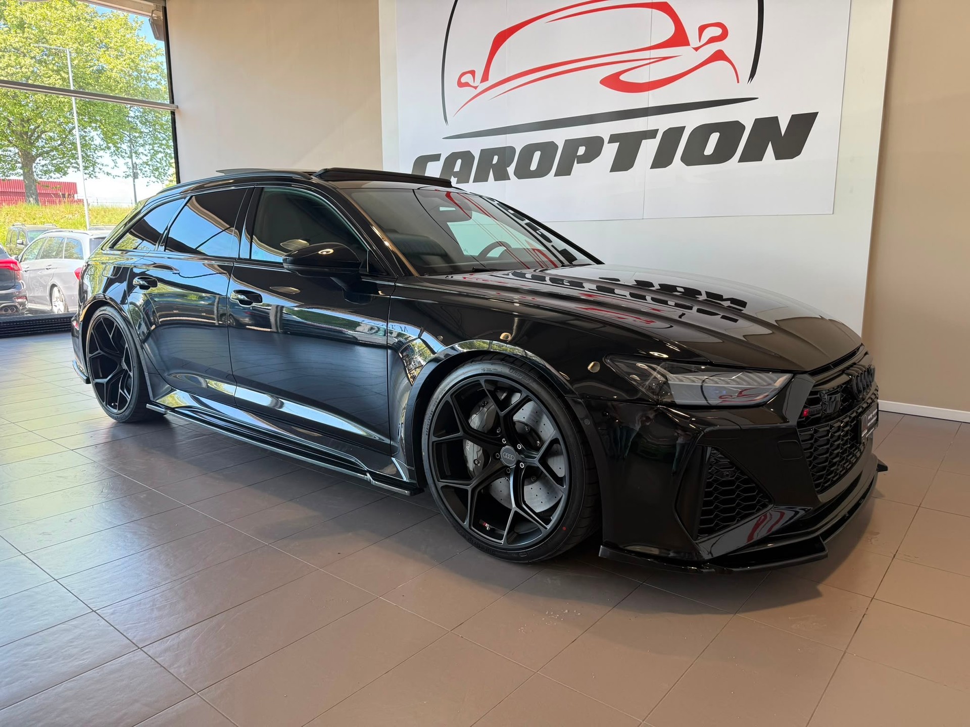 AUDI RS6 Avant 4.0 TFSI V8 quattro-image-1