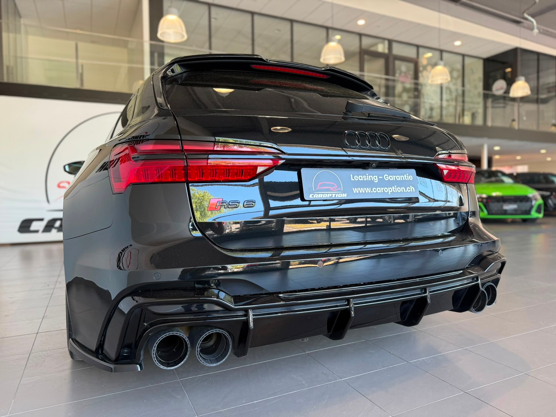 AUDI RS6 Avant 4.0 TFSI V8 quattro-image-10