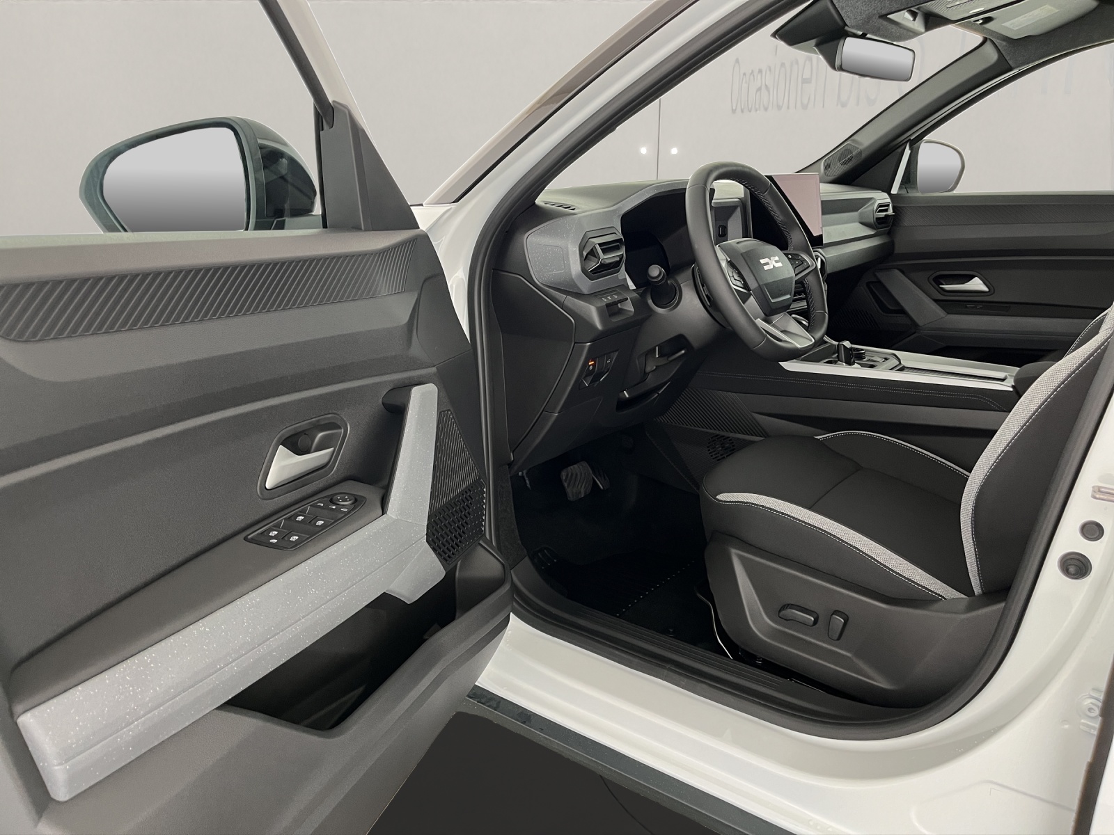 DACIA Bigster 1.2 Hybrid Journey 4WD-image-6