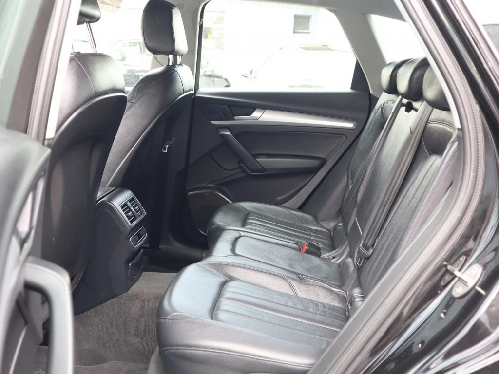 AUDI Q5 2.0 TDI quattro S-tronic **Neues Modell ** Voll-Leder Ausstattung ** Gr.Navi ** ab MFK & Servic-image-9