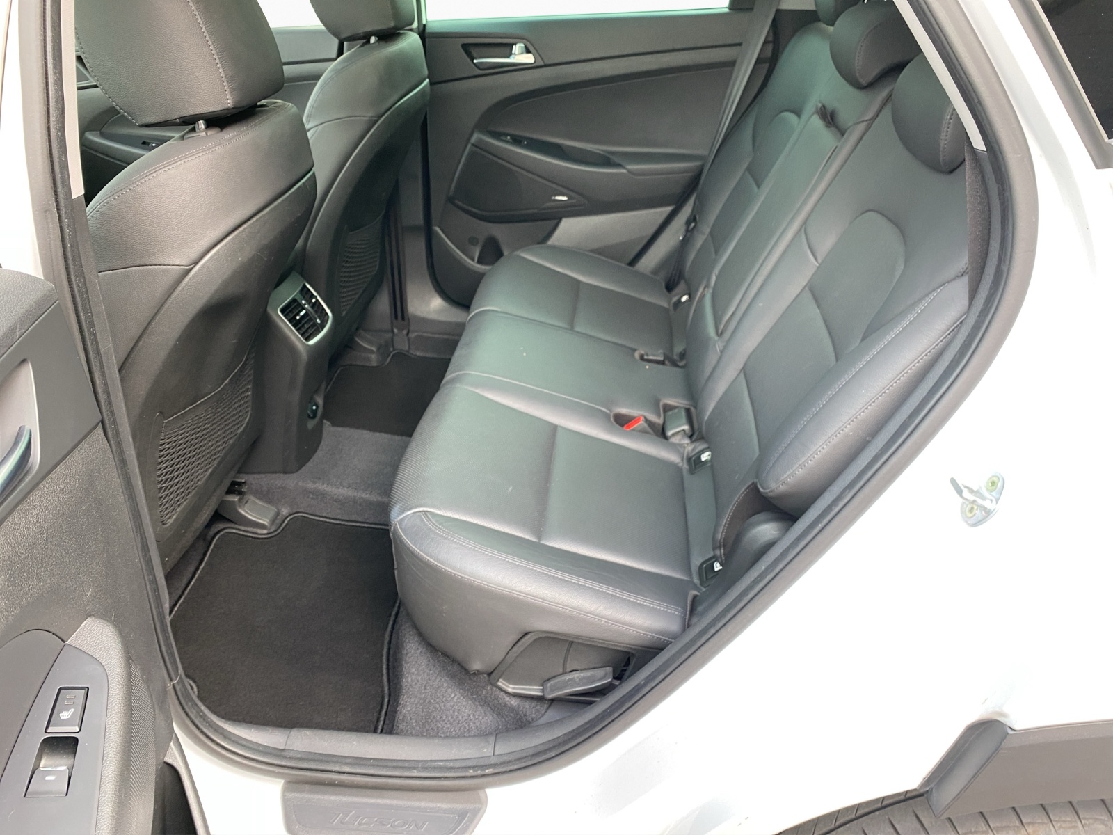 HYUNDAI Tucson 2.0 CRDi 185 Vertex 4WD-image-10