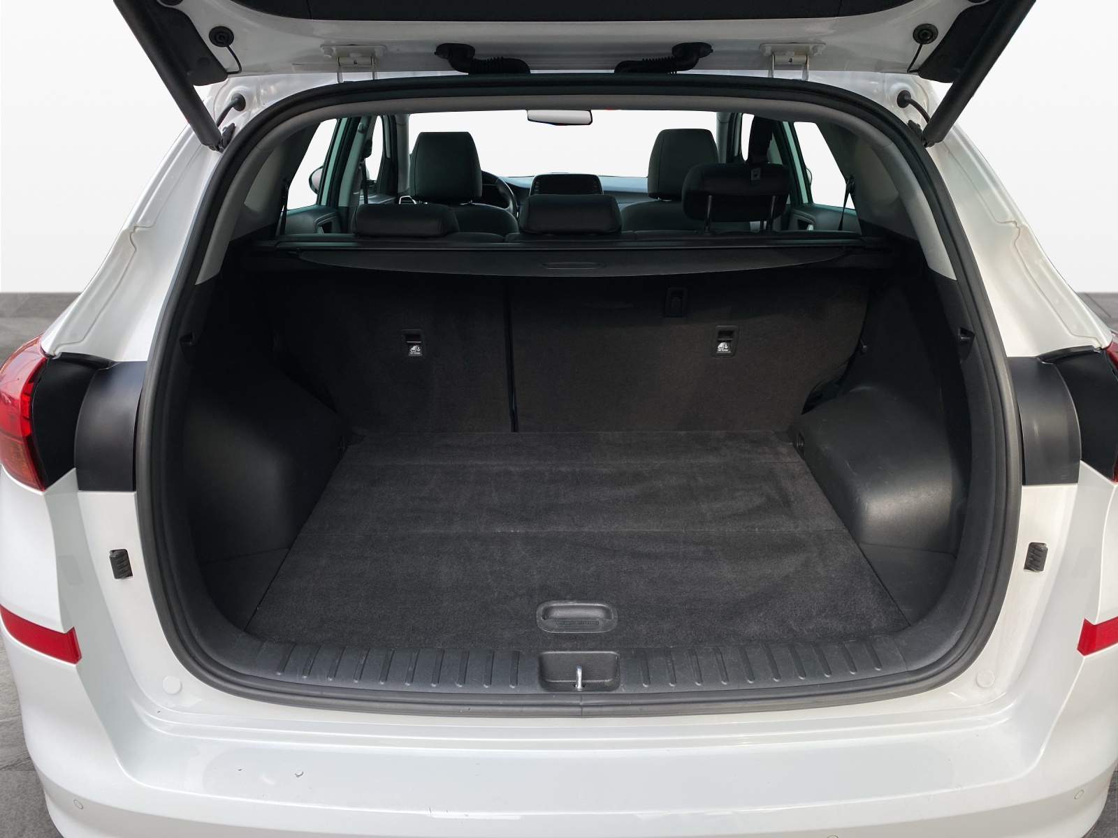 HYUNDAI Tucson 2.0 CRDi 185 Vertex 4WD-image-15