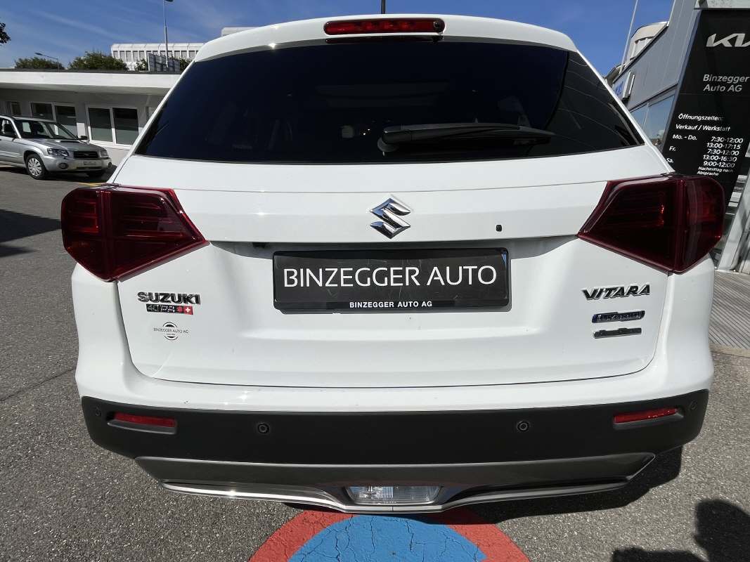 SUZUKI Vitara 1.4 T Piz Sulai Top Hybrid 4x4-image-3