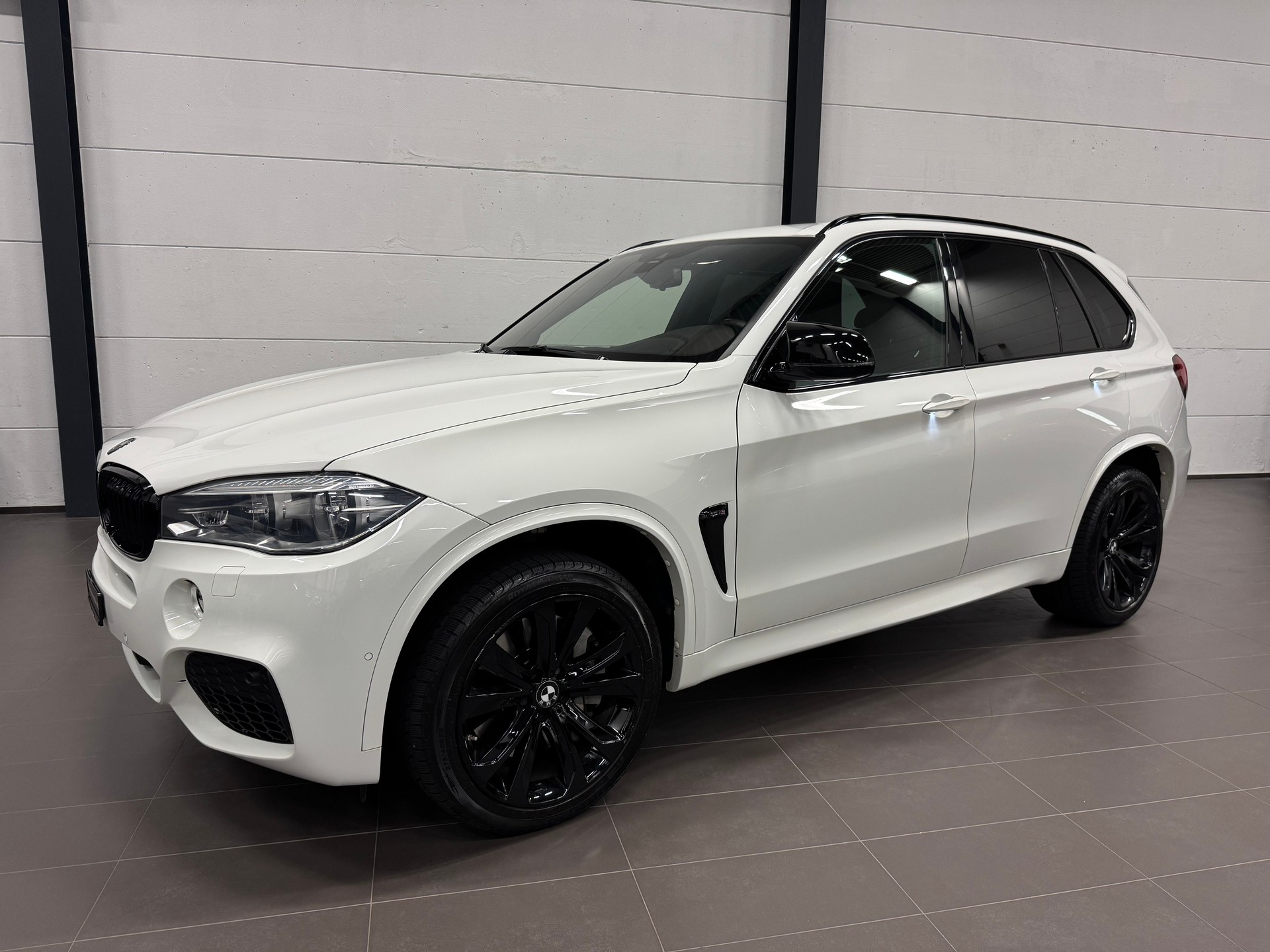 BMW X5 xDrive M50d Steptronic-image-2