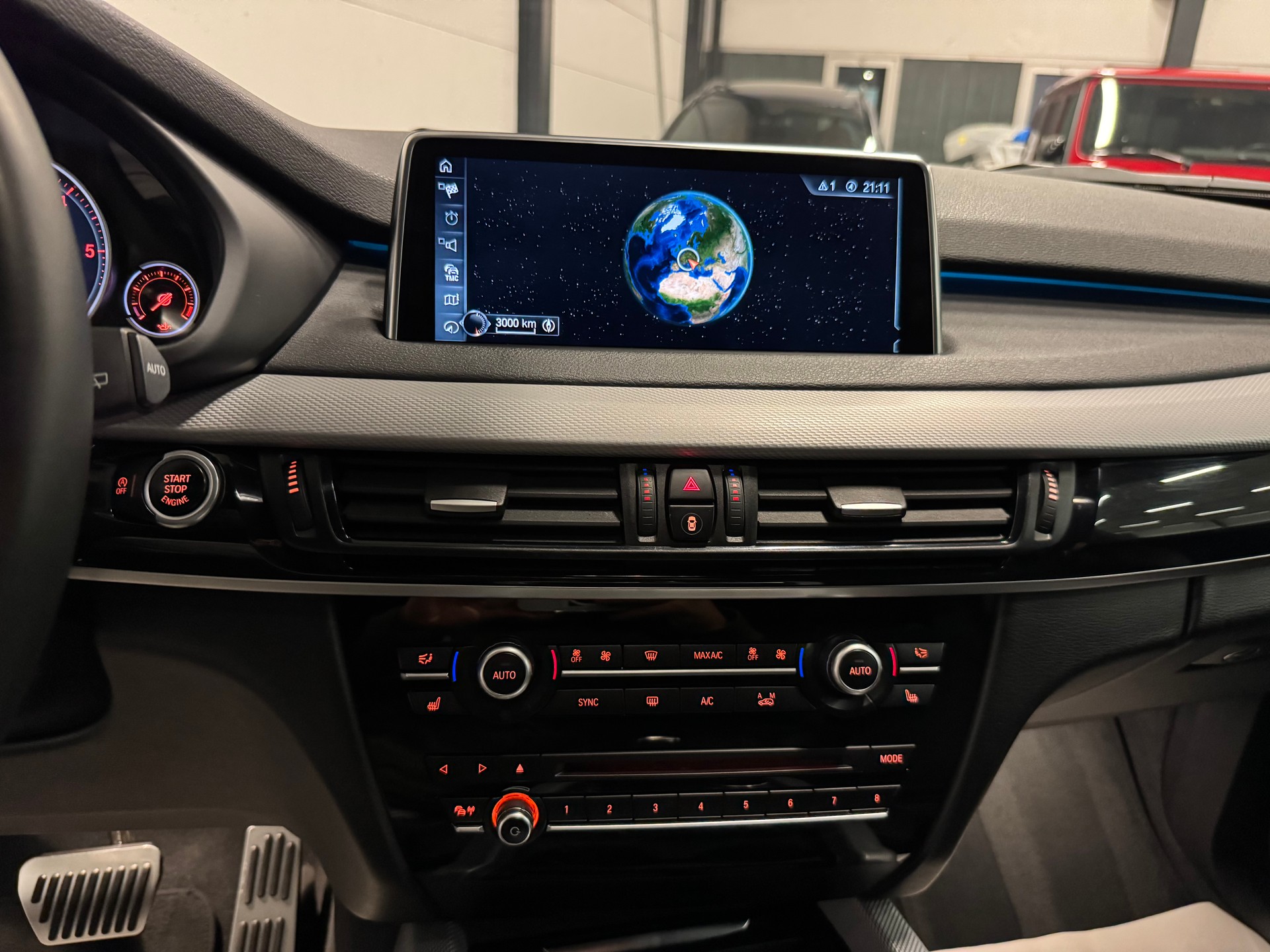 BMW X5 xDrive M50d Steptronic-image-26
