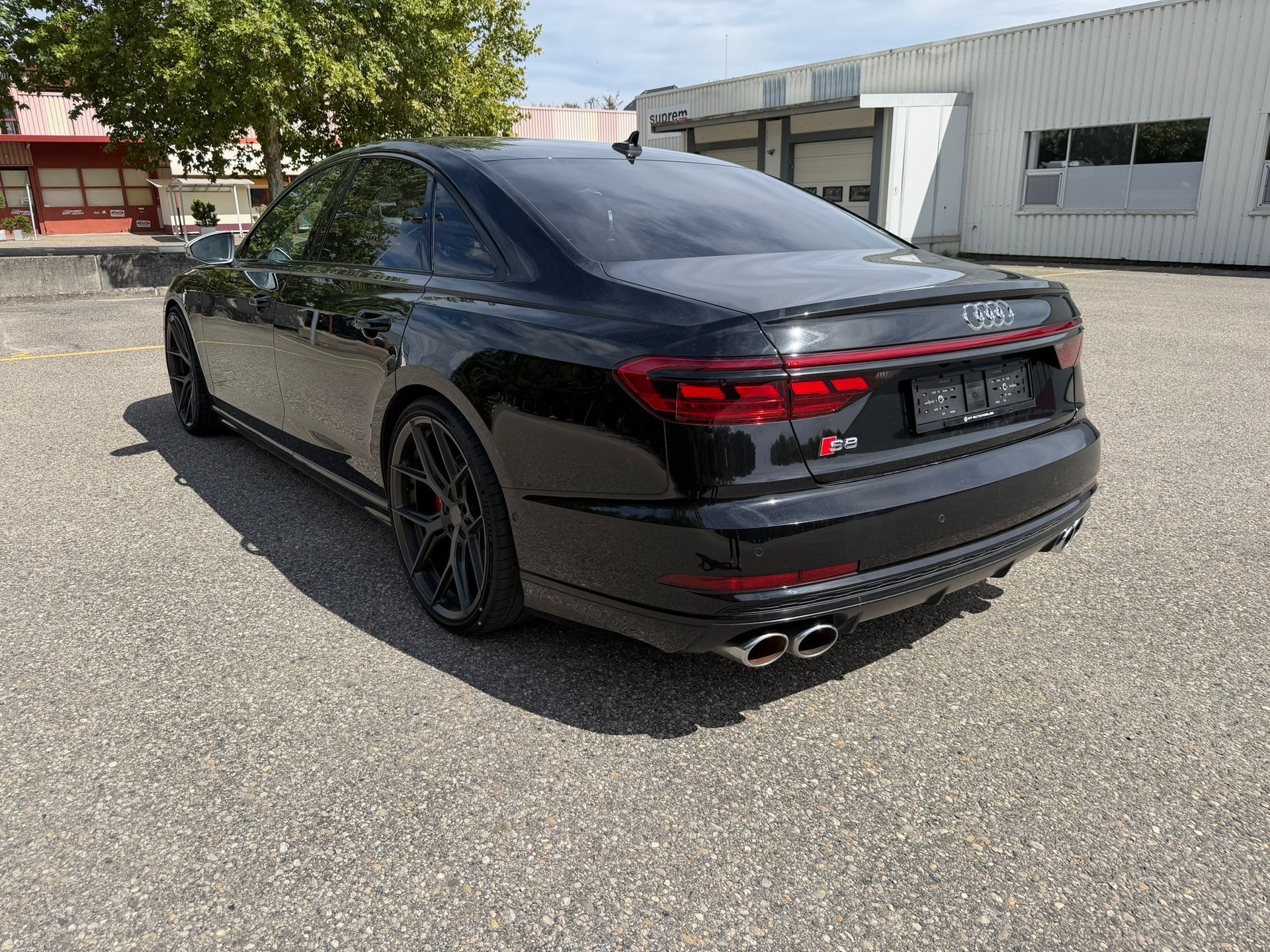 AUDI S8 TFSI quattro tiptronic-image-2
