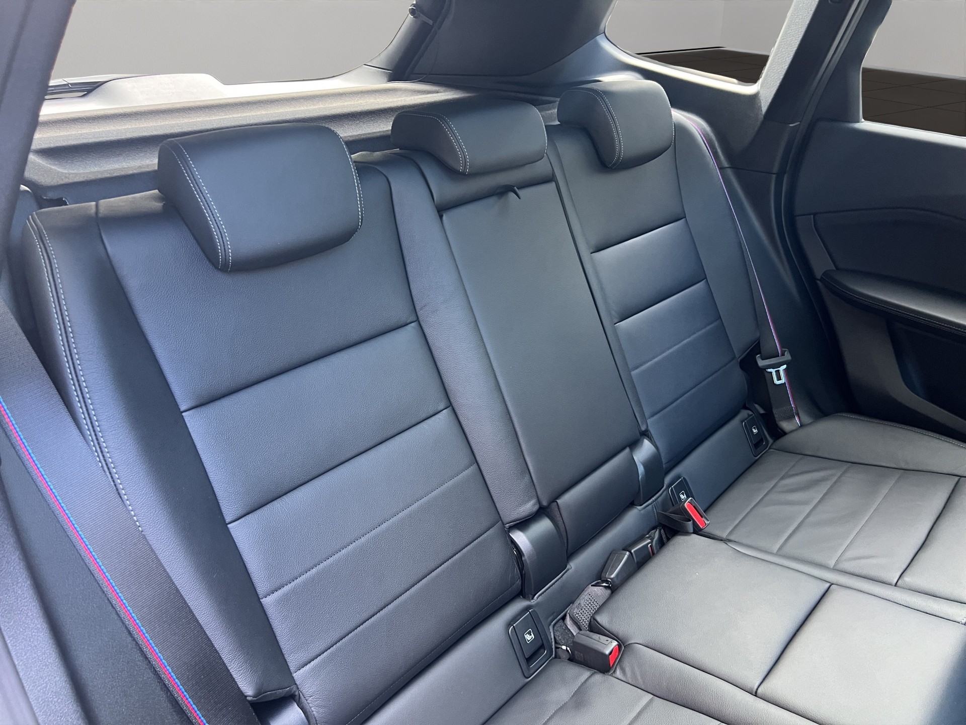BMW iX1 xDrive 30 M Sport Pro-image-22