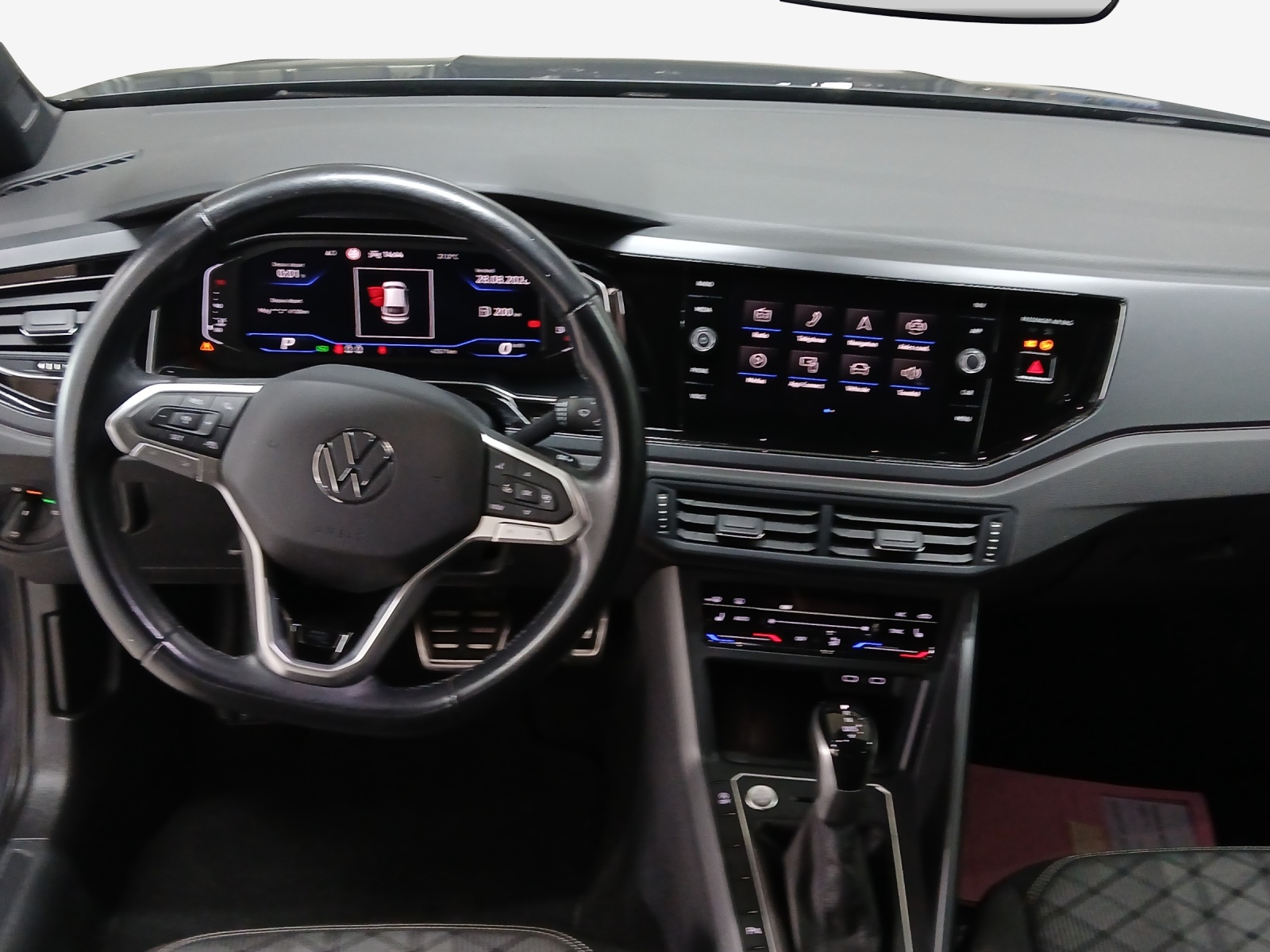 VW Taigo 1.0 TSI R-Line DSG-image-8