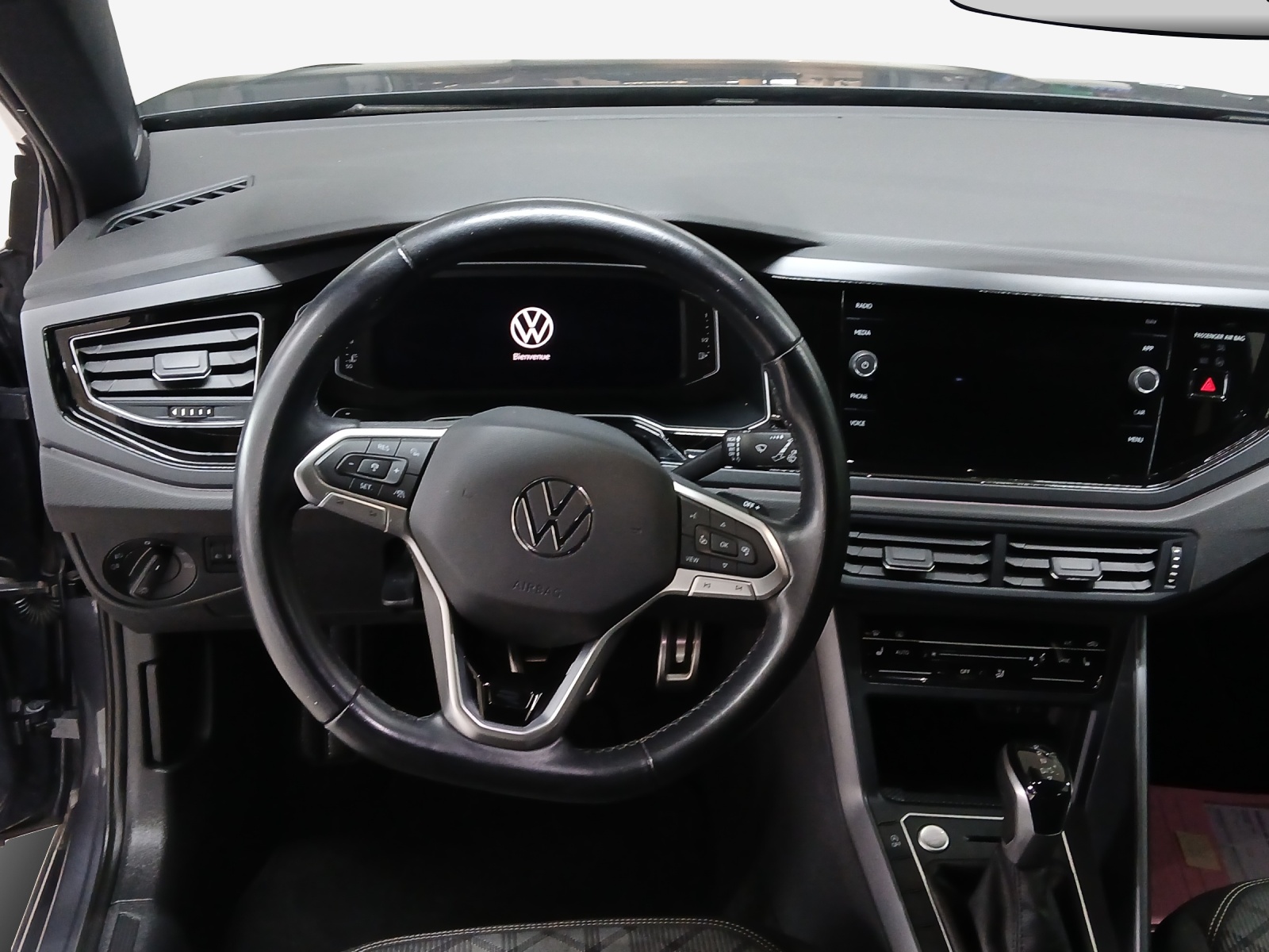 VW Taigo 1.0 TSI R-Line DSG-image-9