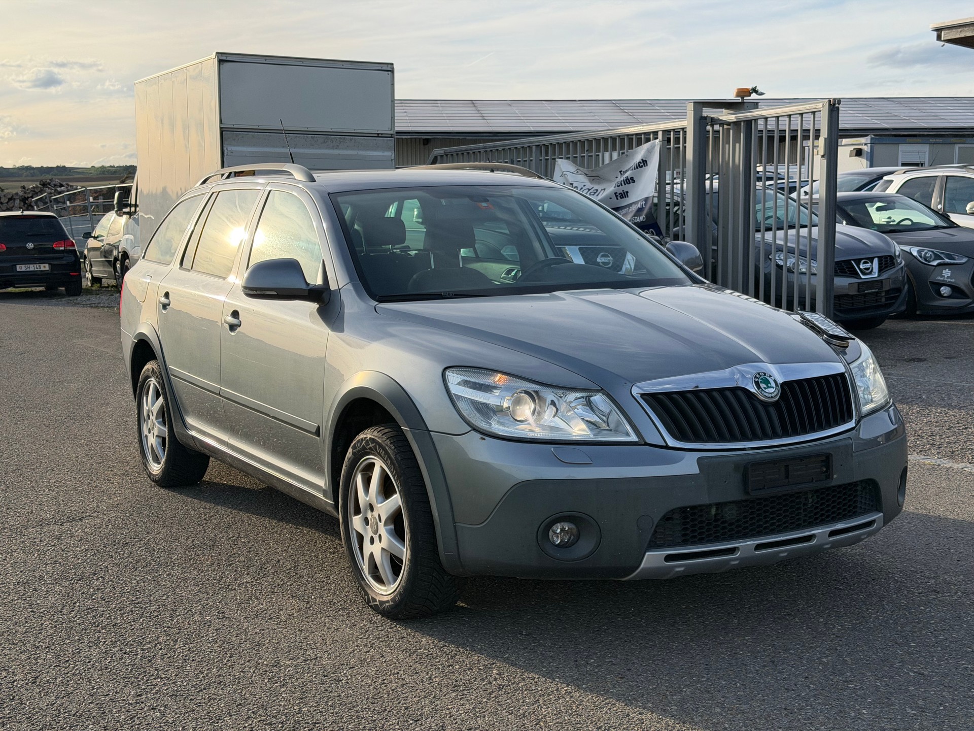 SKODA Octavia Combi 2.0 TDI Scout 4x4 DSG-image-2