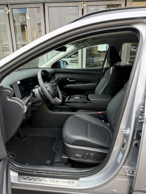 HYUNDAI Tucson 1.6 T-GDi HEV Vertex Swiss Edition 4WD-image-8