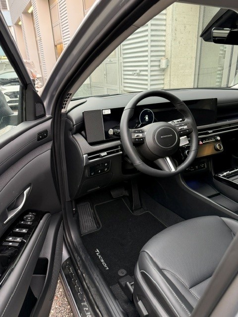 HYUNDAI Tucson 1.6 T-GDi HEV Vertex Swiss Edition 4WD-image-7